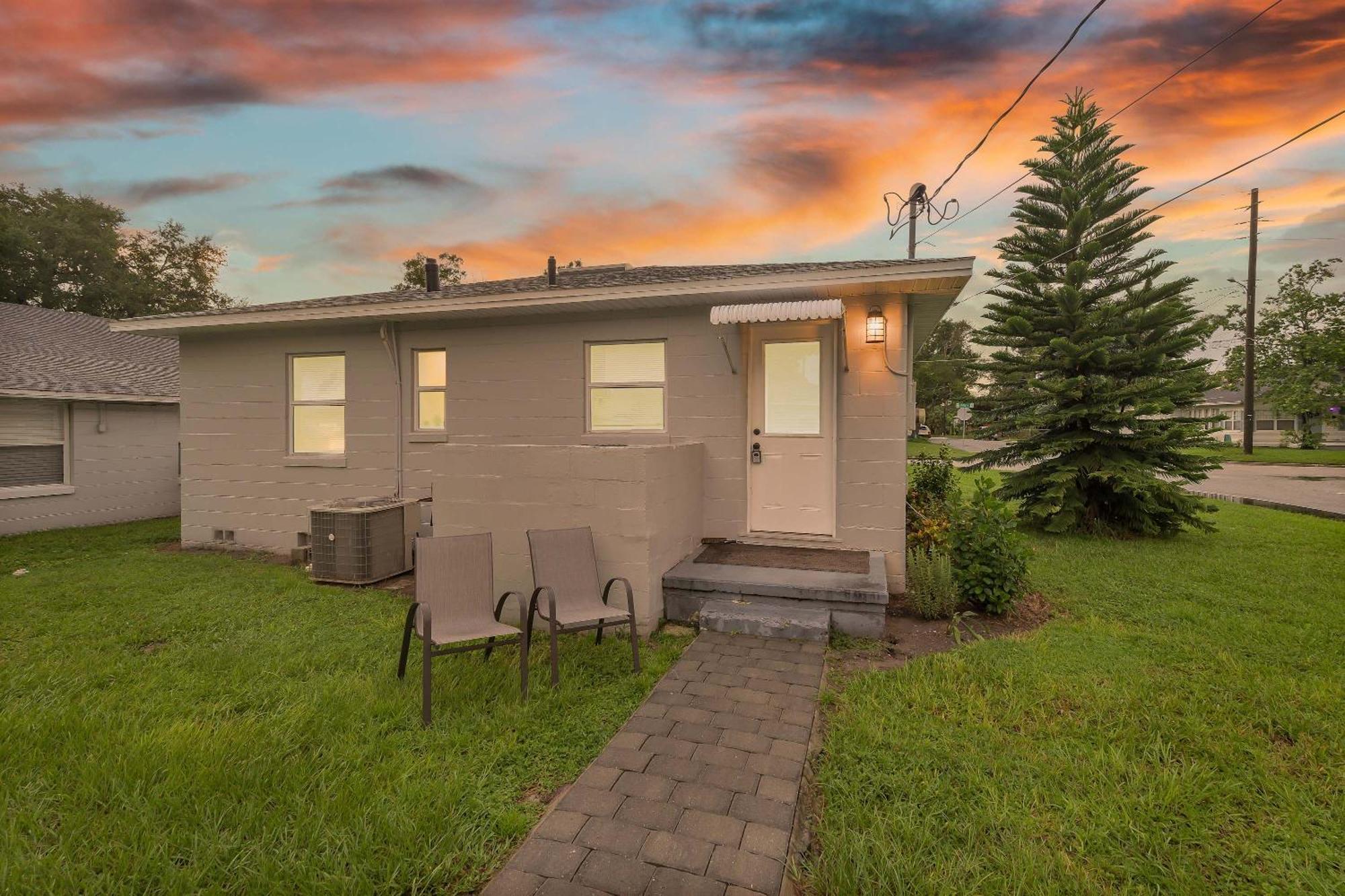 Holiday home 2 Mi To Dt & Winter Park