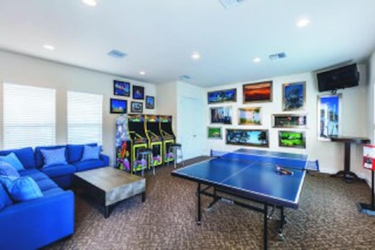 Wonderful 4bd With Pool Near