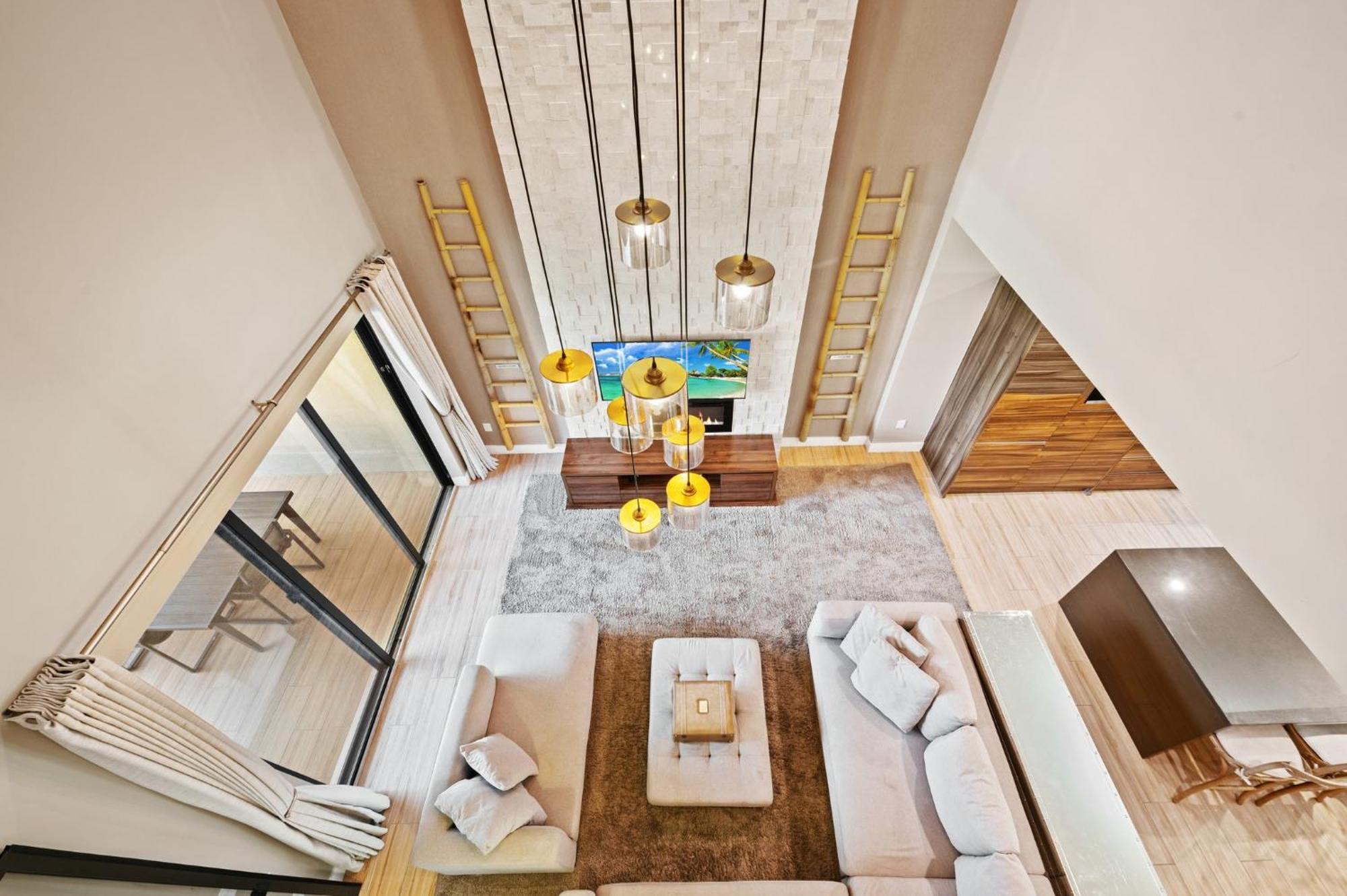 Magic Village - Near - 4bdr Villa *