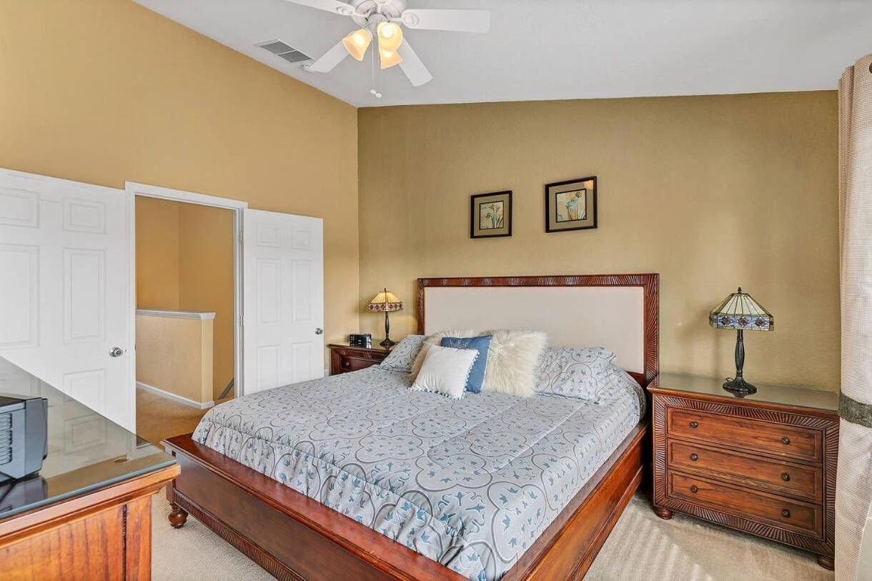 Windsor Hills 3bd,3ba Private Pool & Holiday home *