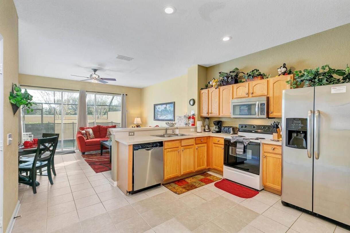 Windsor Hills 3bd,3ba Private Pool & Holiday home
