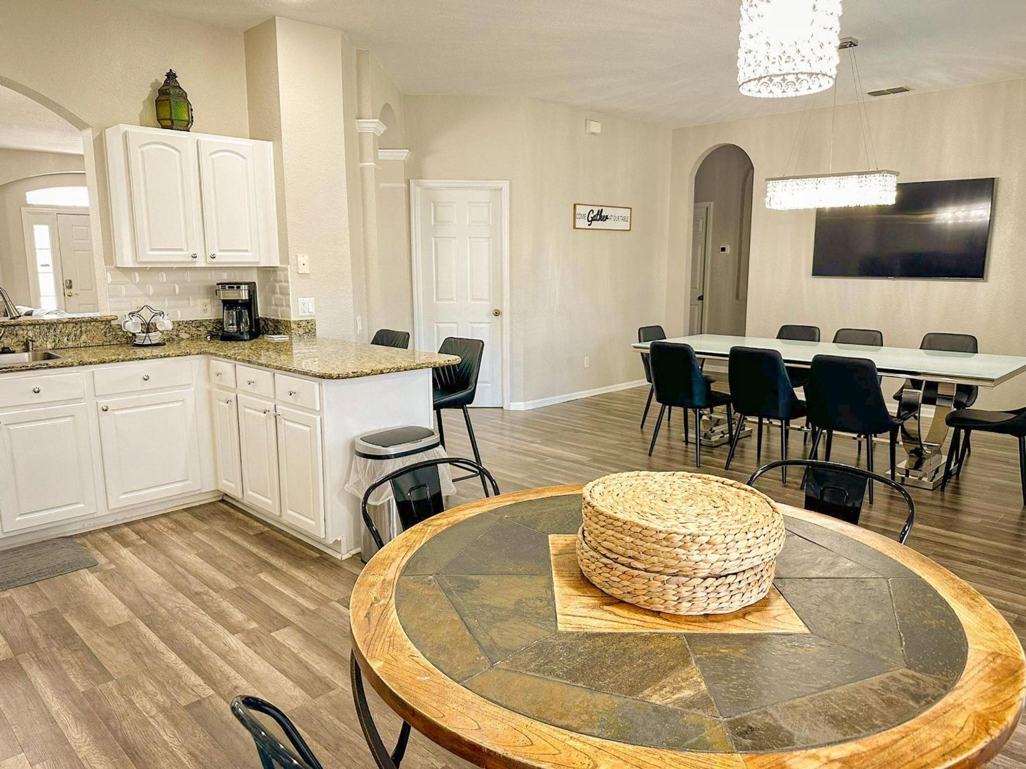 Epic 6br - Avengers - Private Pool Windsor Hills *