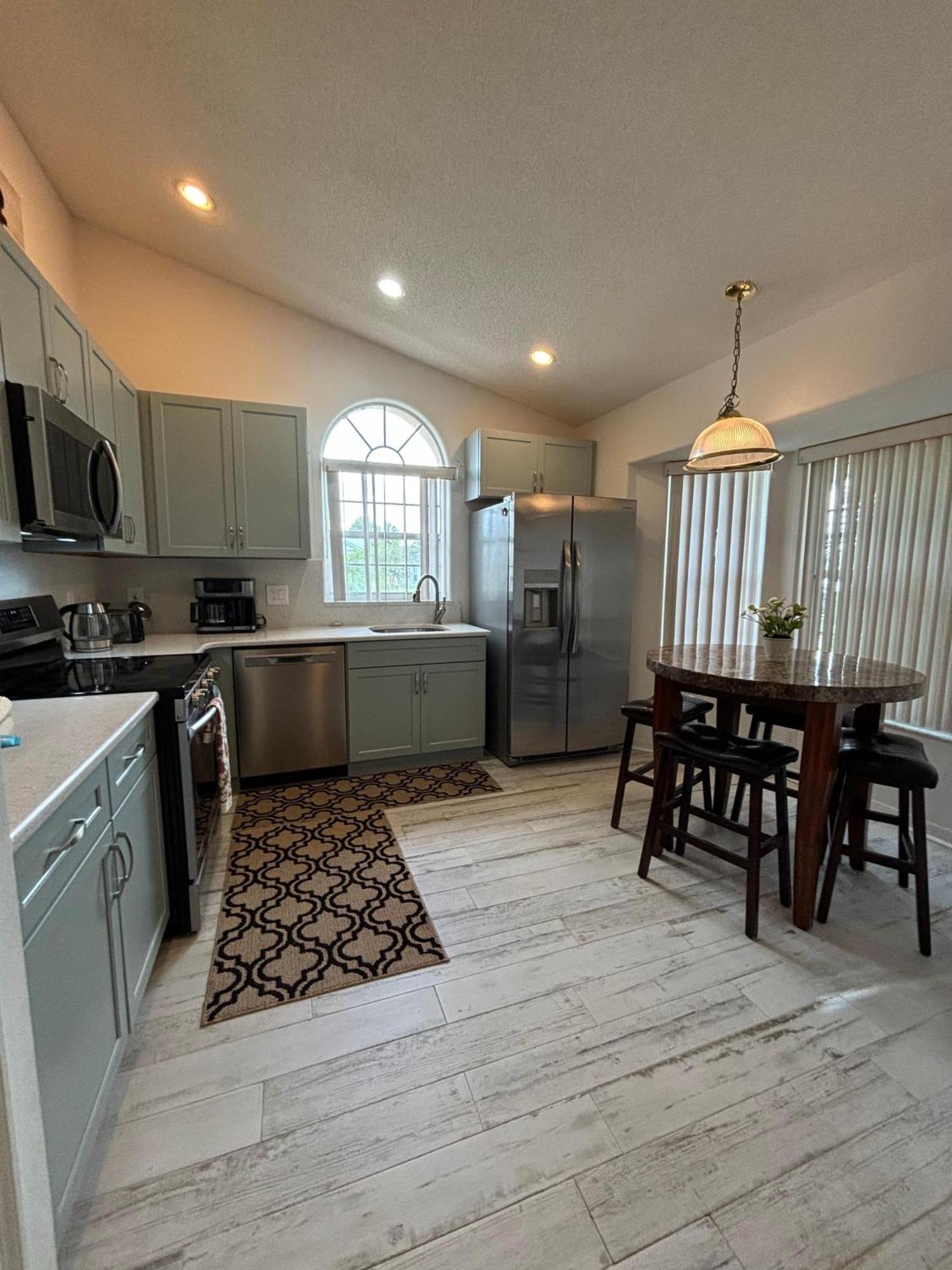 Bsv1607 - Amazing 5 Bedroom With Free Wifi And Private Pool & * Orlando