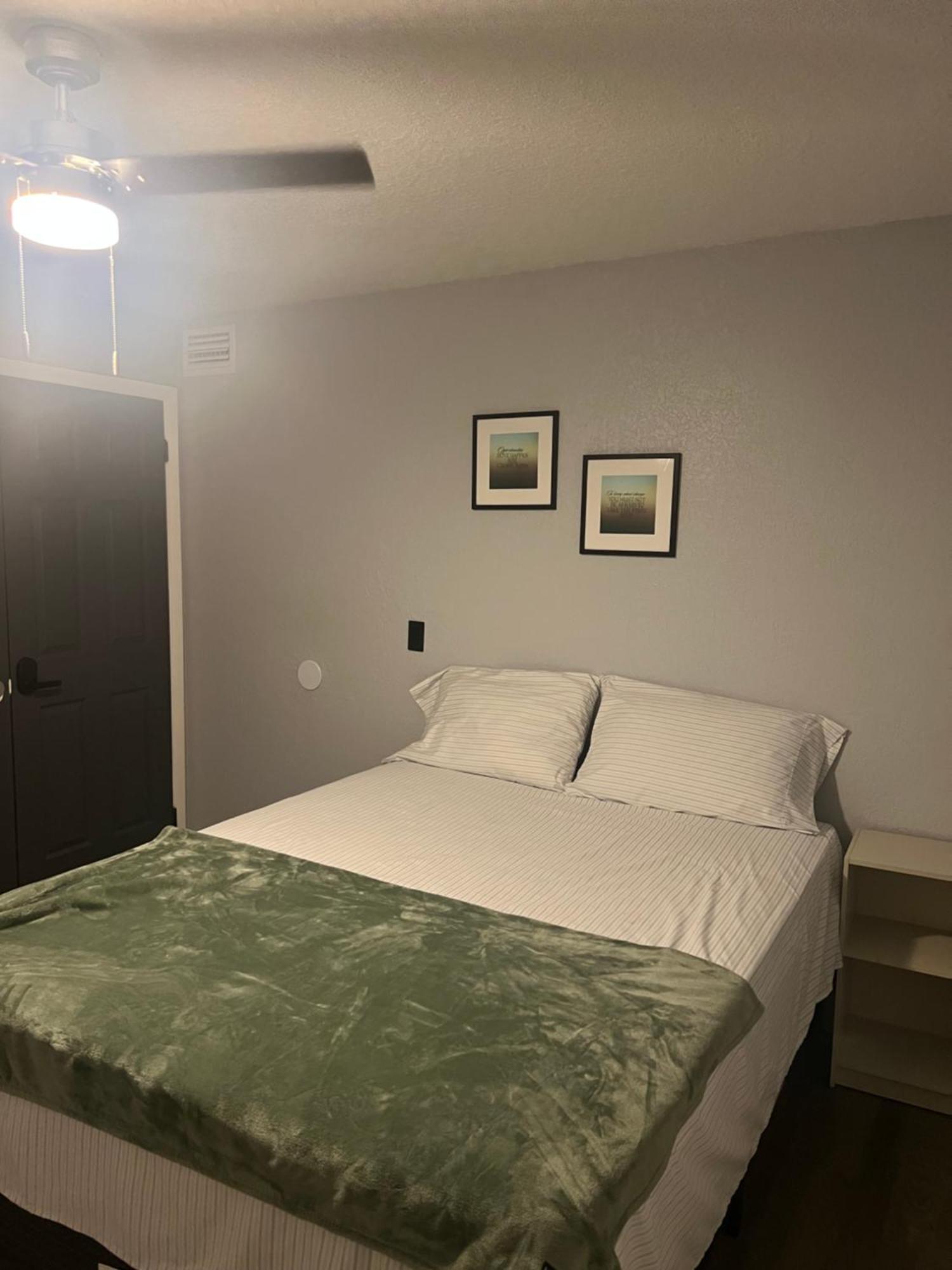 Cozy Haven With Premier Privacy 4 Bedroom Holiday home *