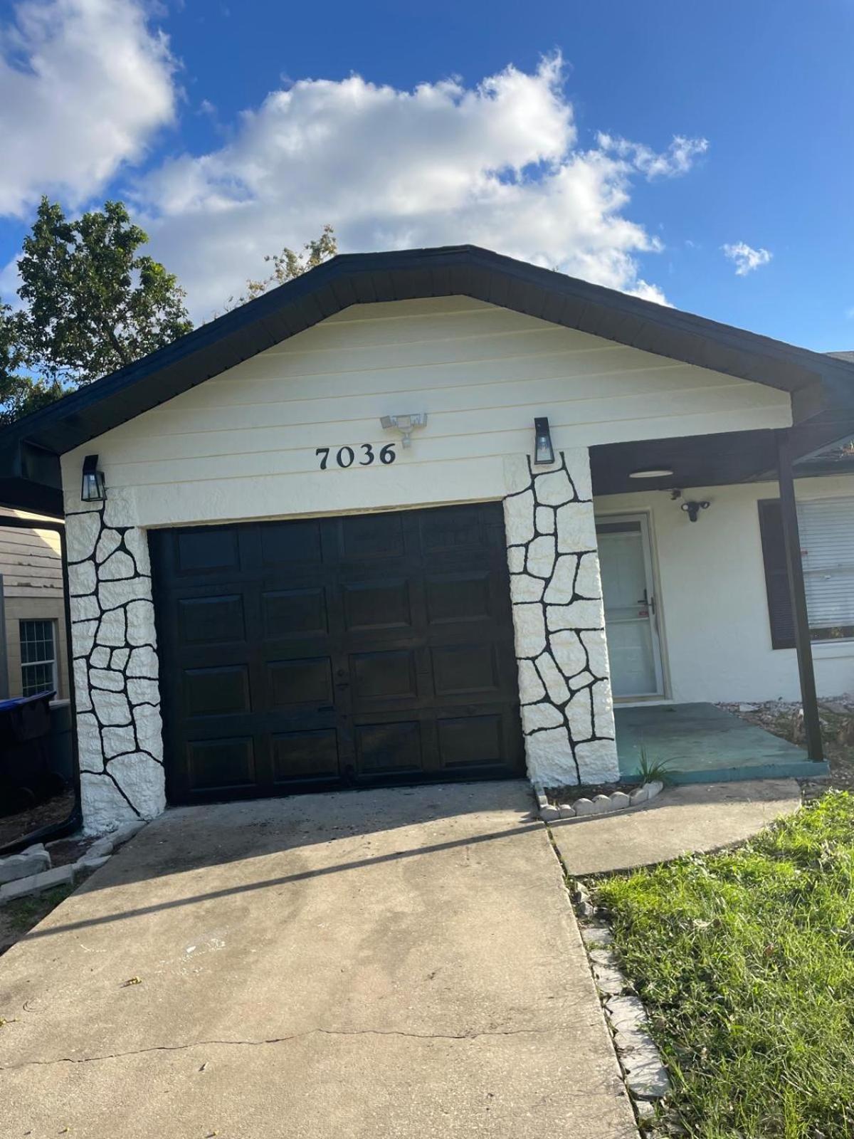 Cozy Haven With Premier Privacy 4 Bedroom *