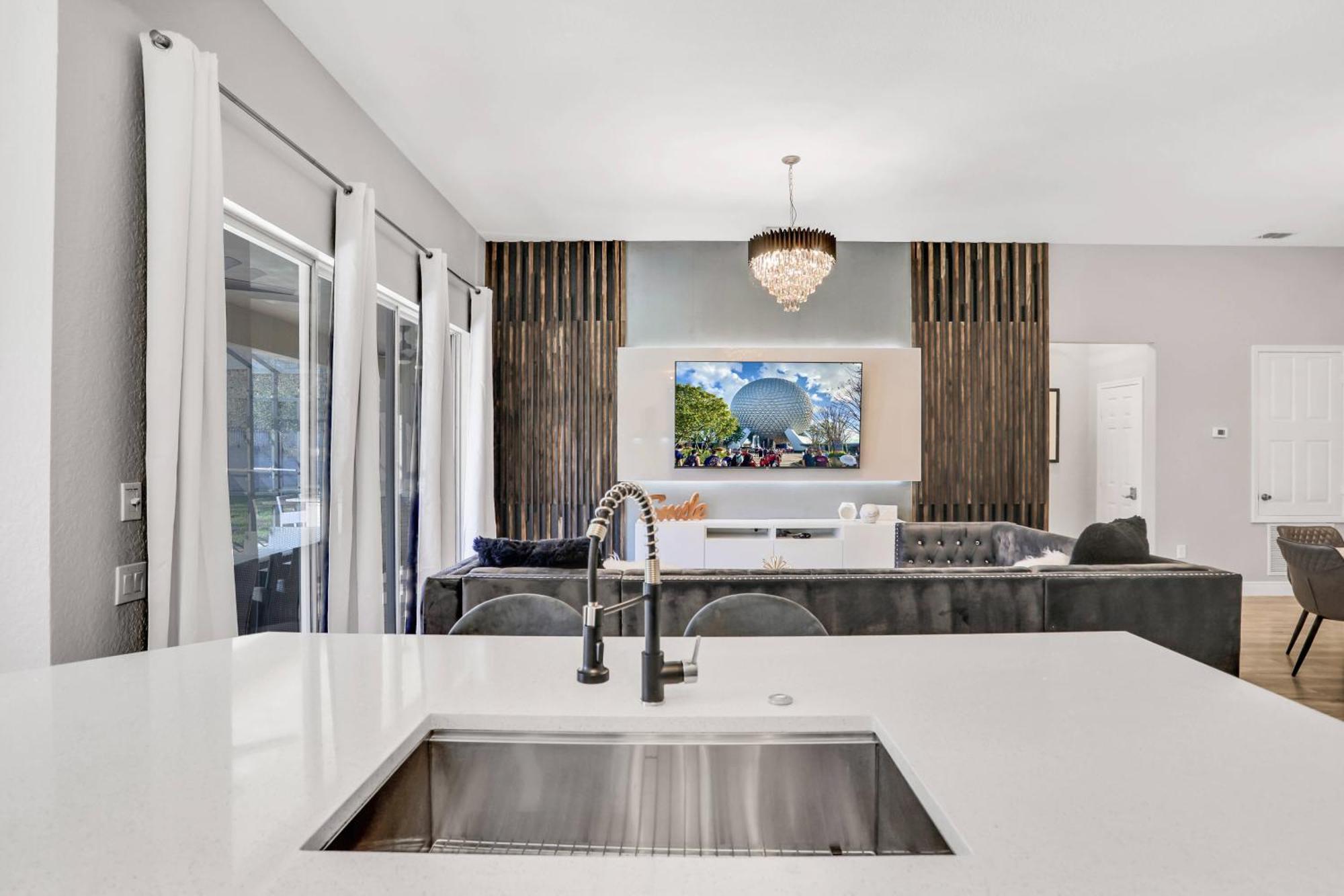Free Water Park Luxury Living * Orlando