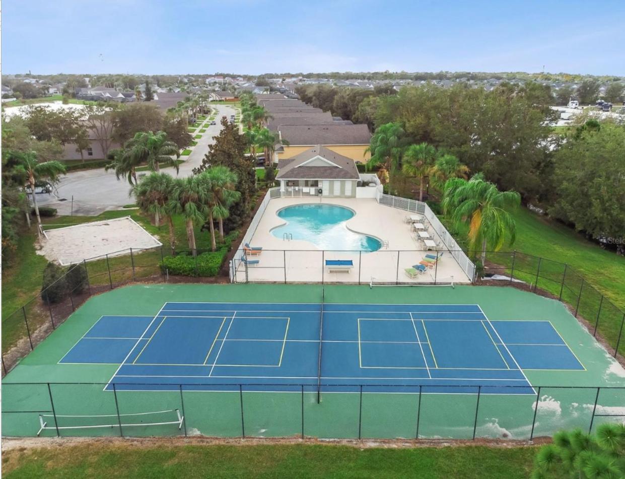 Scuttle Vacation Pool Wspa Holiday home *