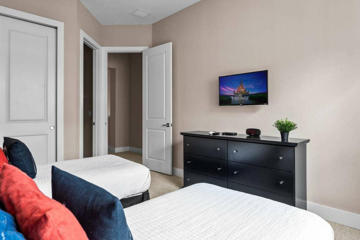 5-suite Escape: Minutes From The Magic