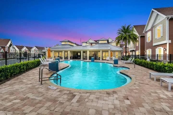 5-suite Escape: Minutes From The Magic