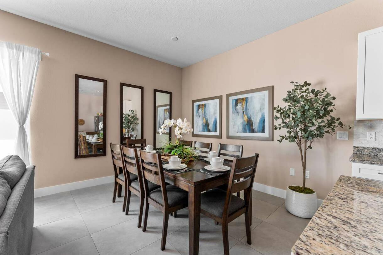 5-suite Escape: Minutes From The Magic Orlando