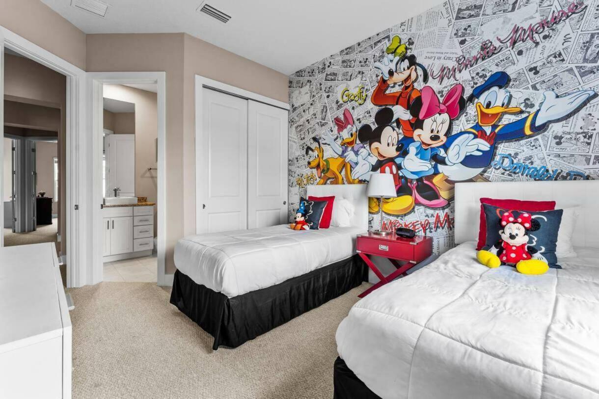 Holiday home 5-suite Escape: Minutes From The Magic