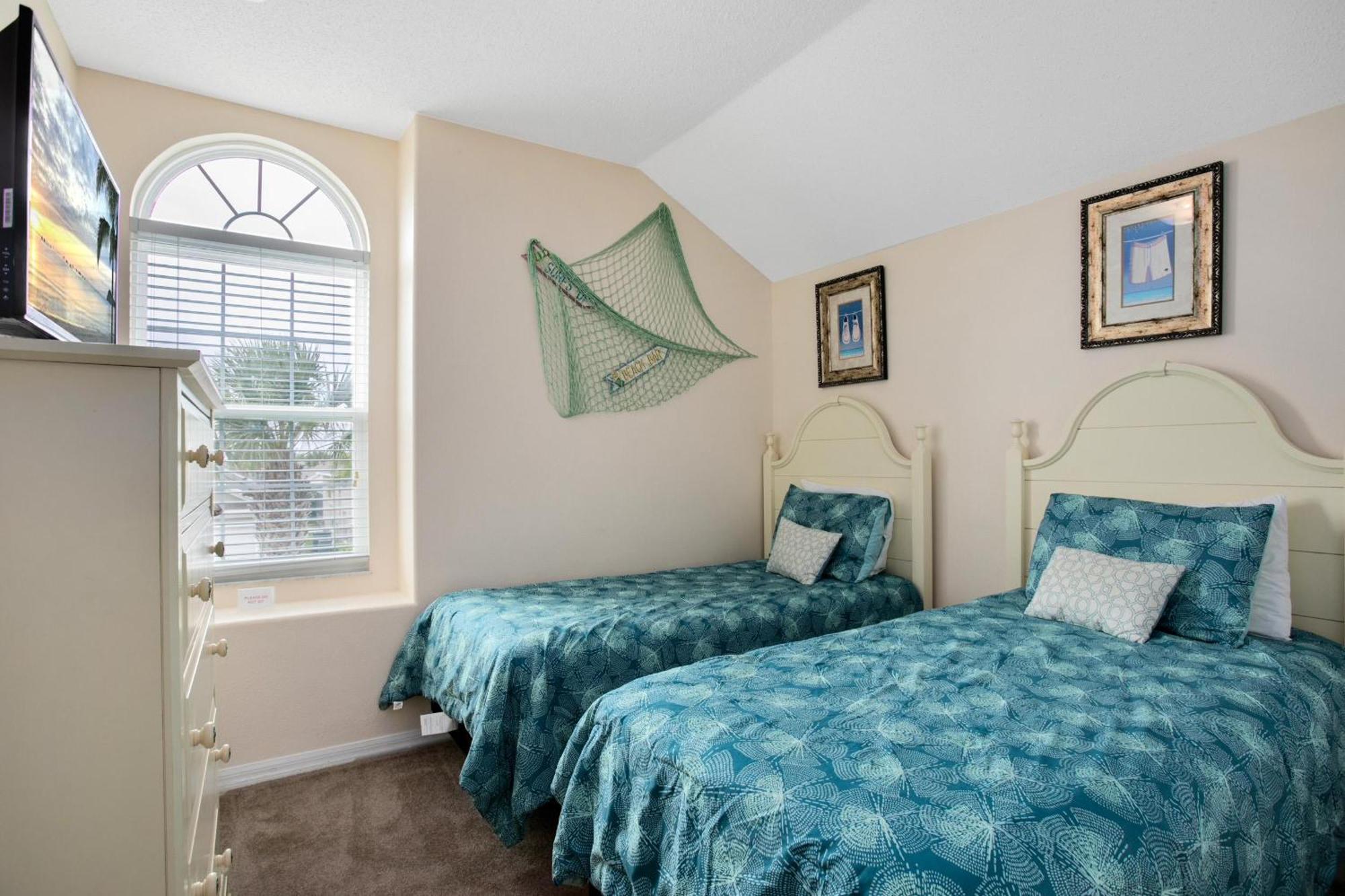 Villa Tropical And Peaceful, 5 Bed With Pool & *