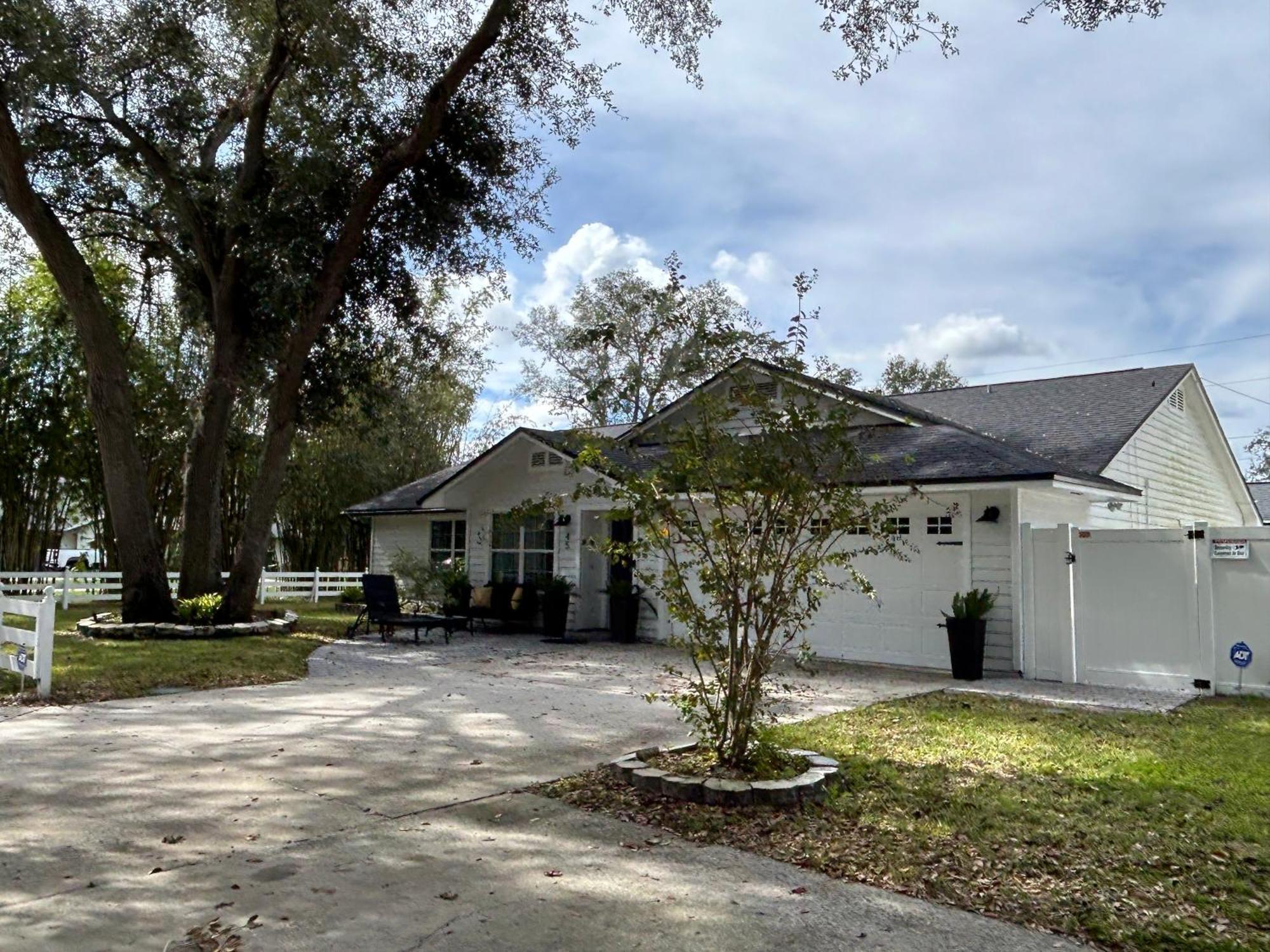 Spacious Craftsman House Sleeps 8 * Orlando