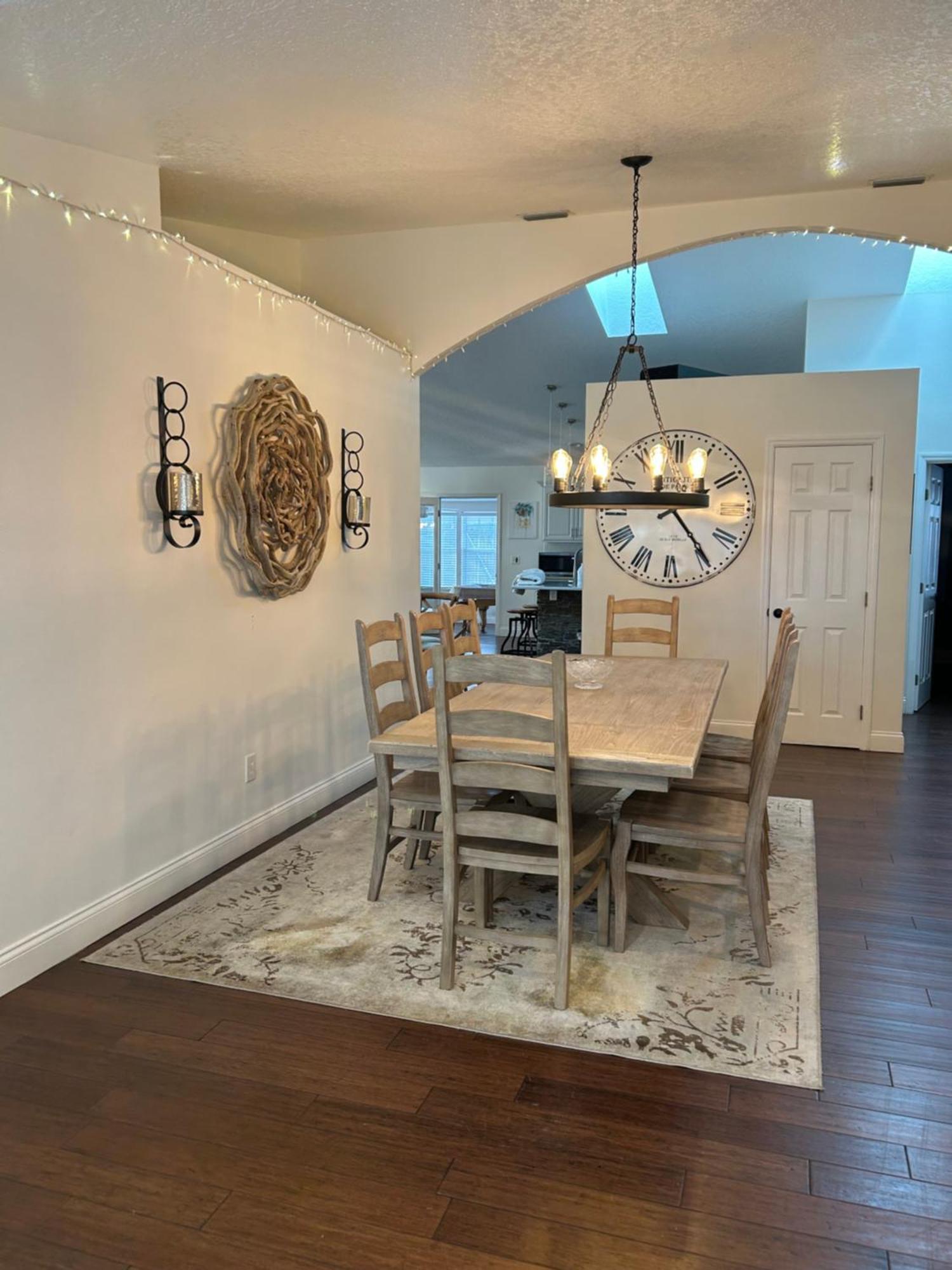 Spacious Craftsman House Sleeps 8 Orlando
