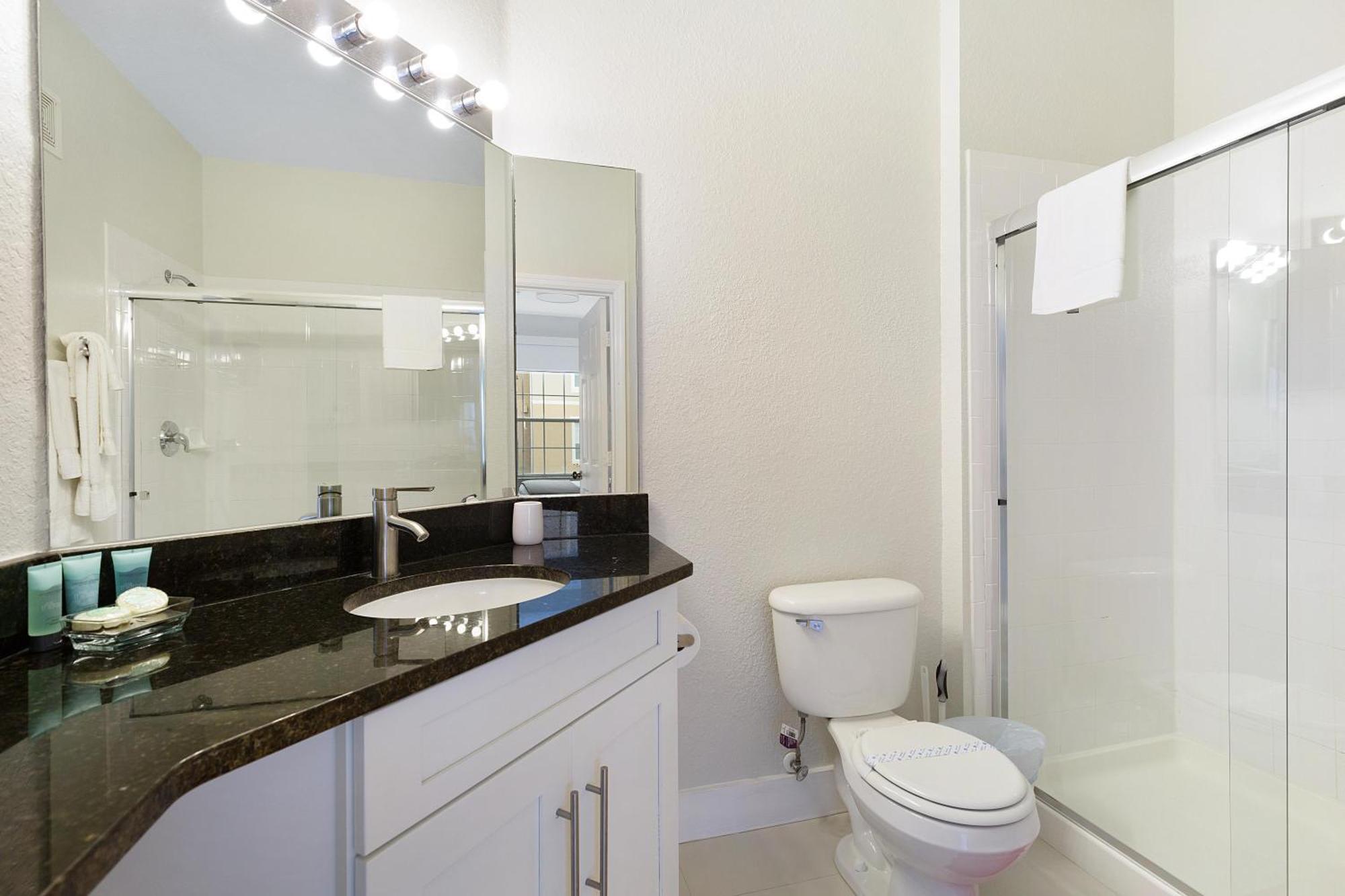 Apartment Windsor Hills 2784
