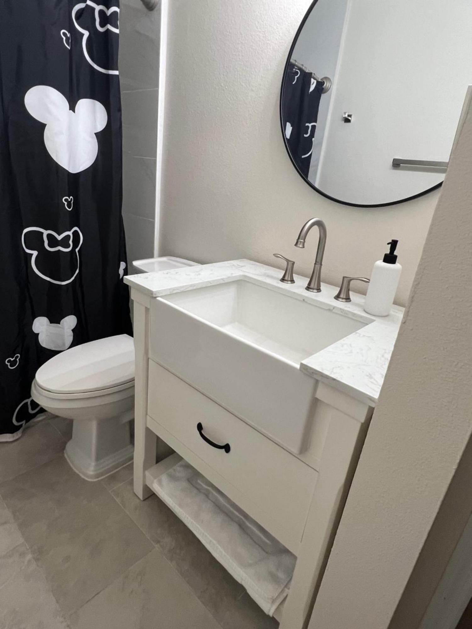 Magical Getaway Near 4bd-2bth