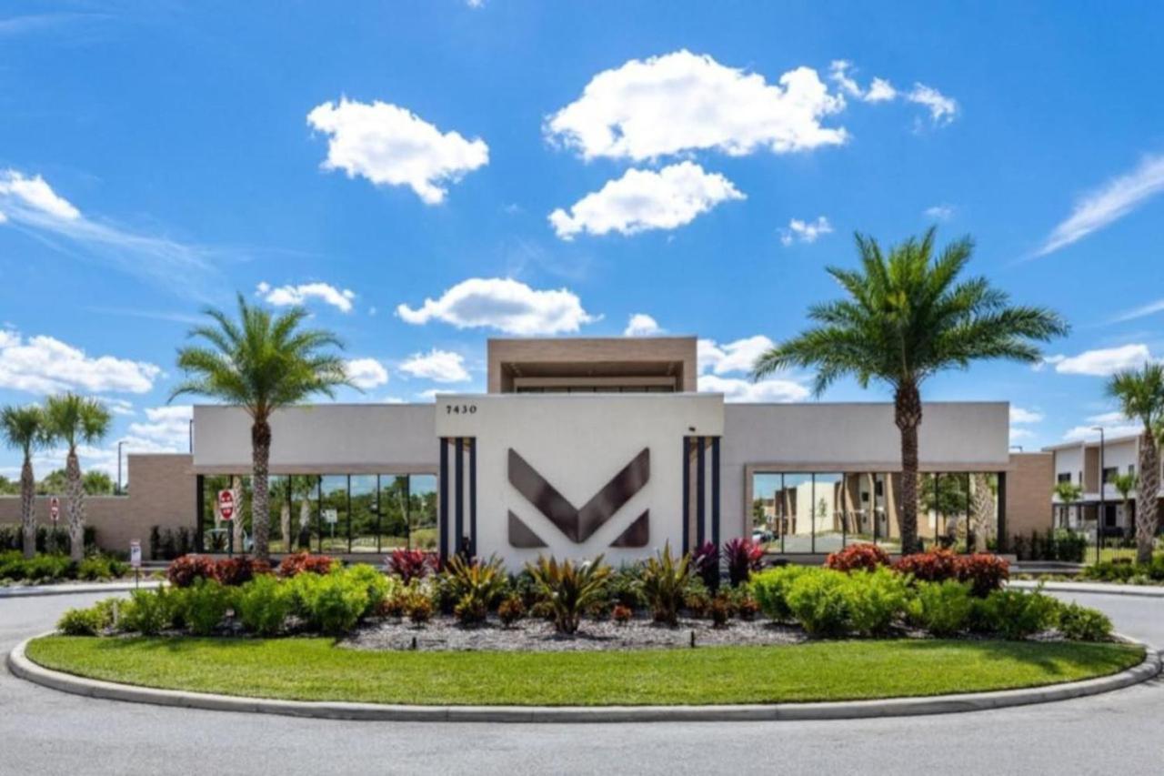 3 Bedroom 4 Bathroom Magic Village 3099