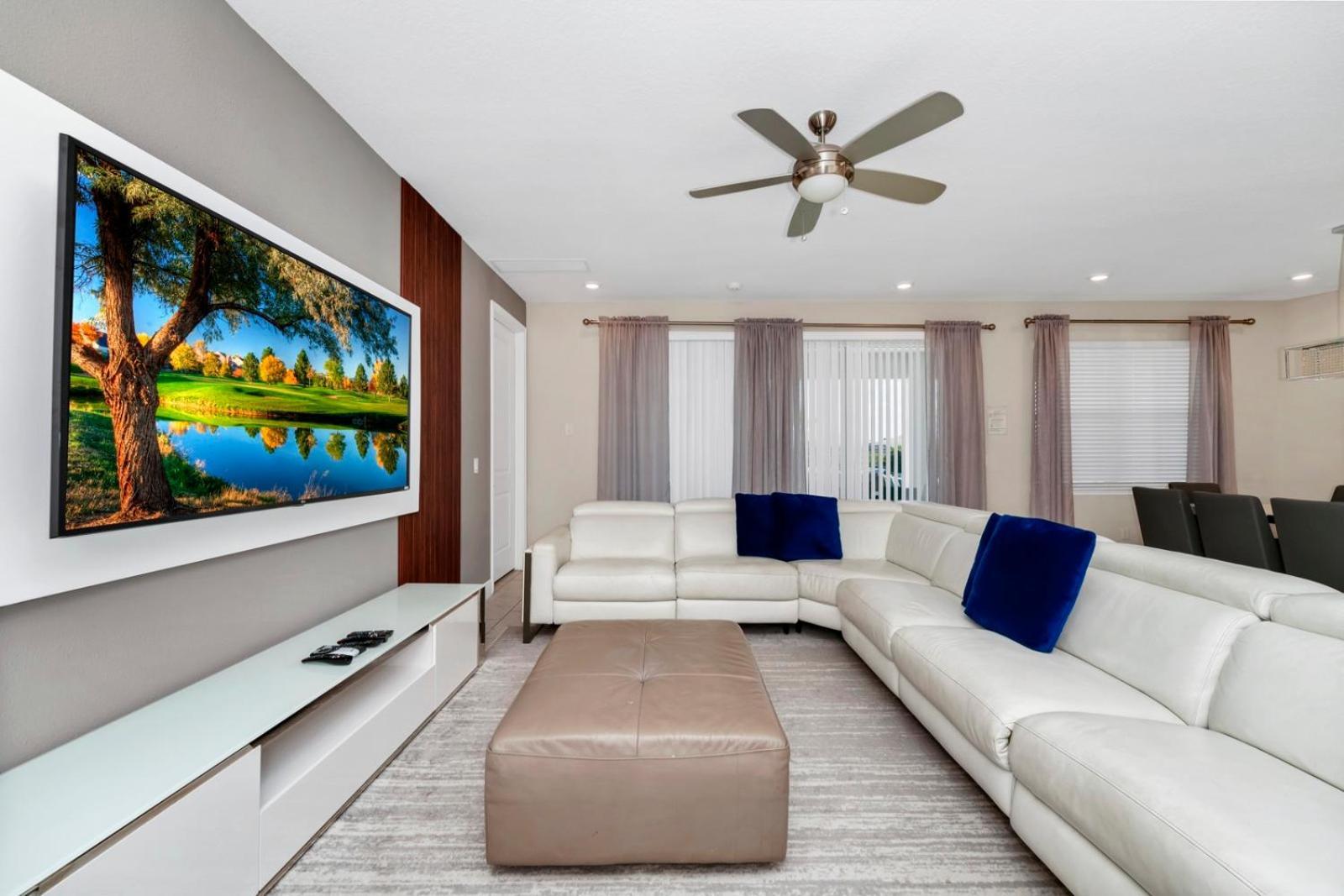 Holiday home Gleaming By Rentyl With Theater Near - 209s Orlando