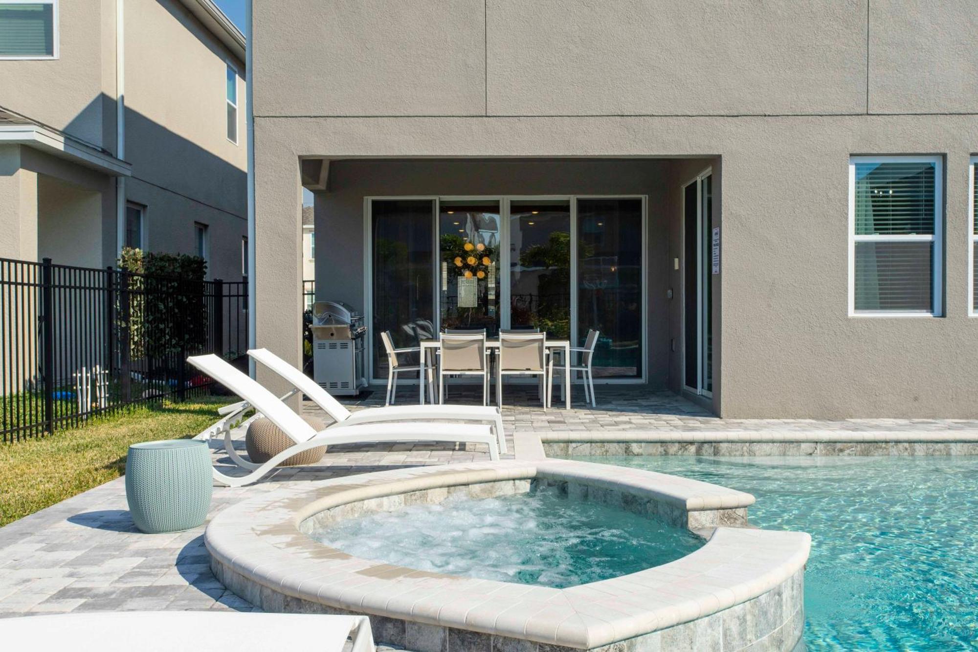 Beautiful Themed Single With Private Pool And Game Ec0405 Orlando
