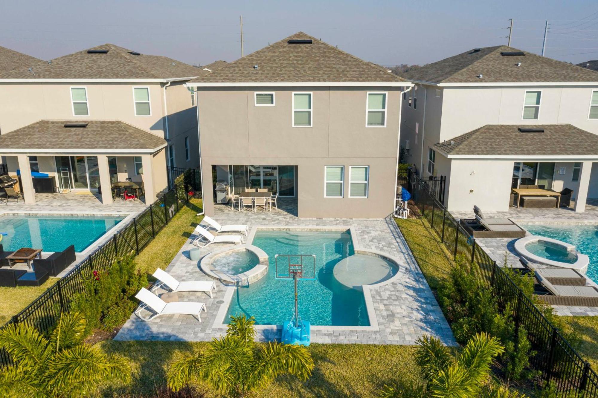 Holiday home Beautiful Themed Single With Private Pool And Game Ec0405 *