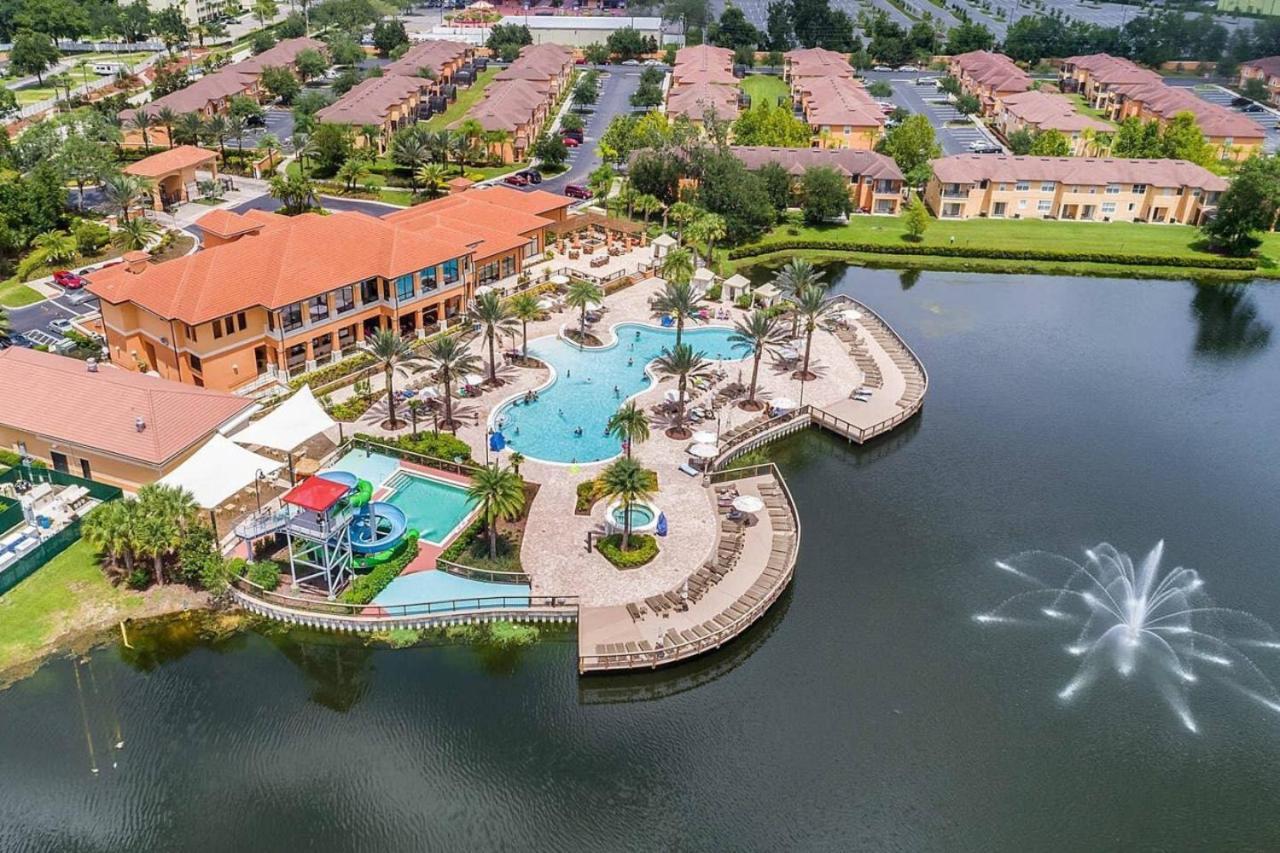 By Themed Jacuzzi Pool 2666 Orlando