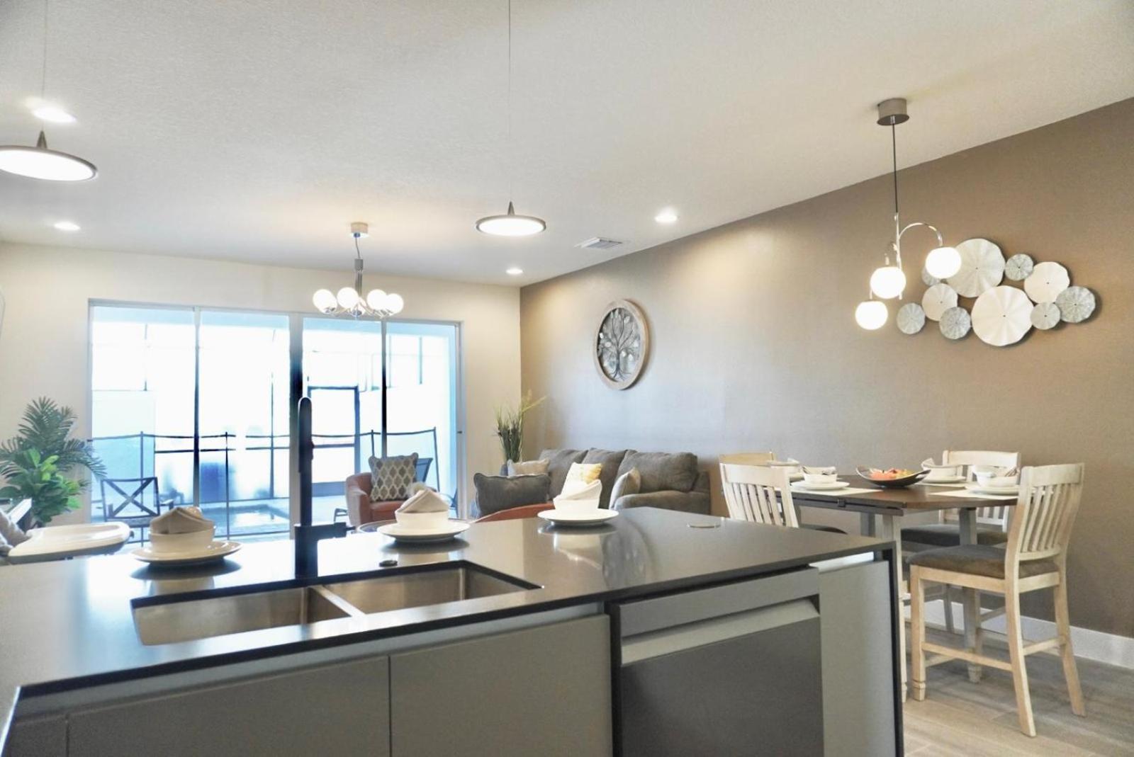 Stunning 3 Bedroom 3 Bath Townhome 363 Holiday home