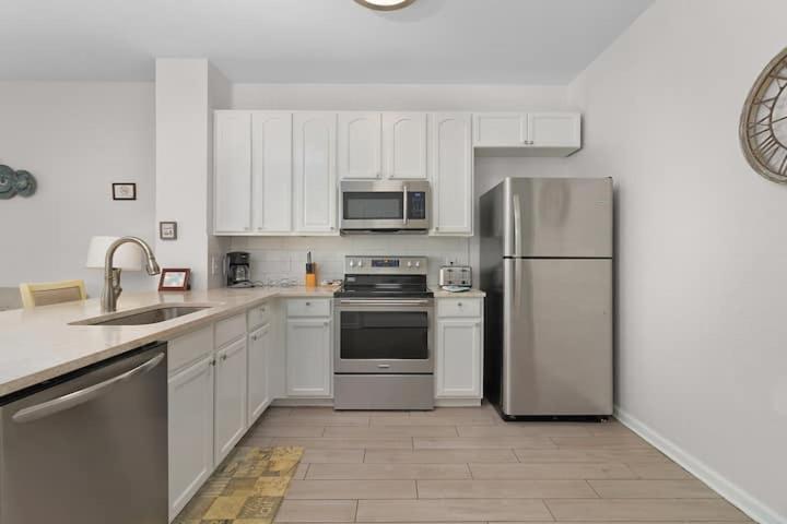 Holiday home Windsor Hills With Pool & Near *