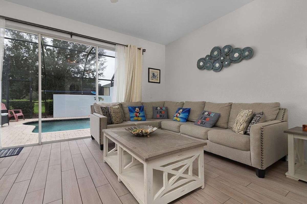 Holiday home Windsor Hills With Pool & Near