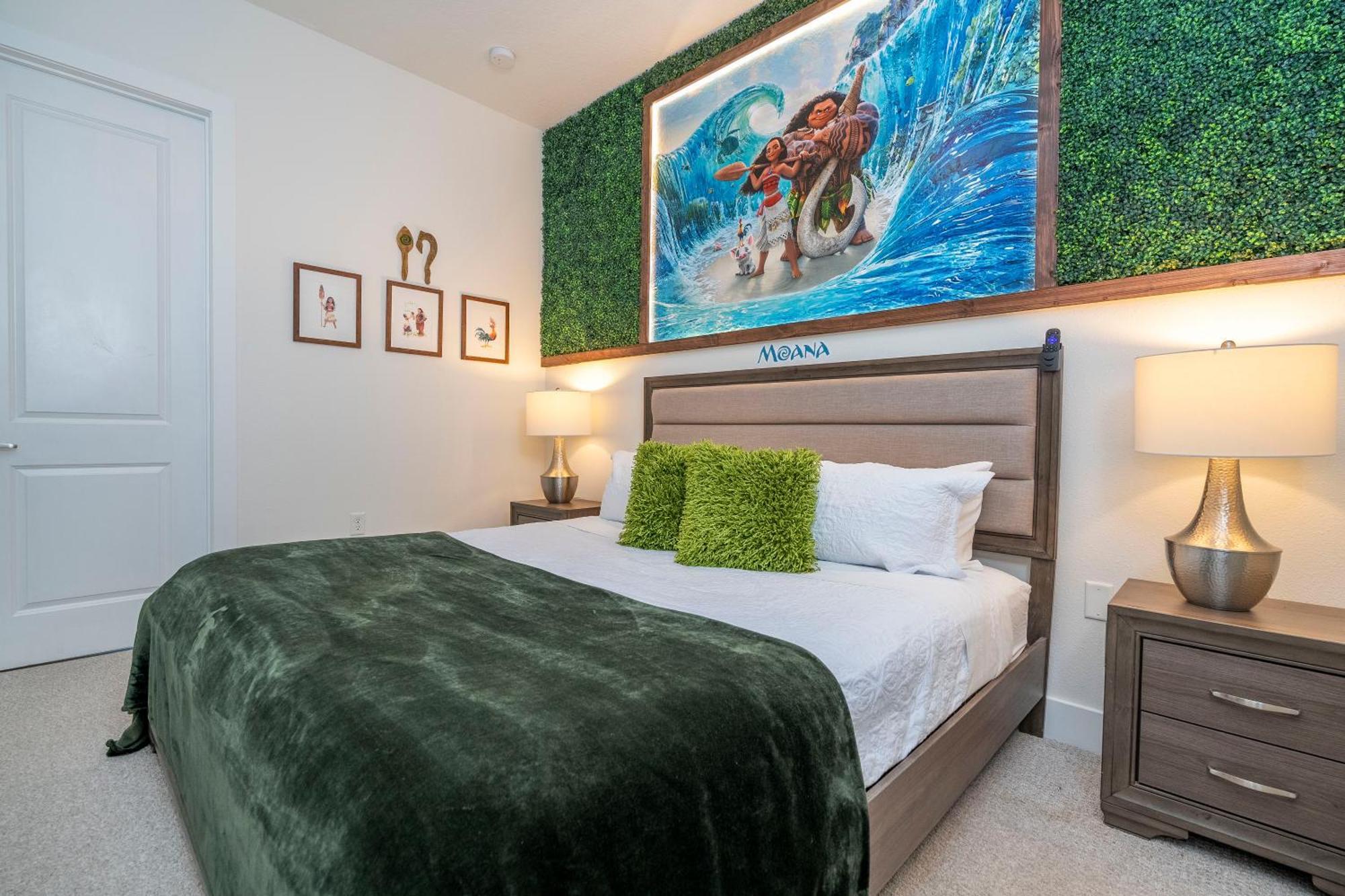 Themed House 5 Min To Parks, Heated Pool, Jacuzzi, Gym And *
