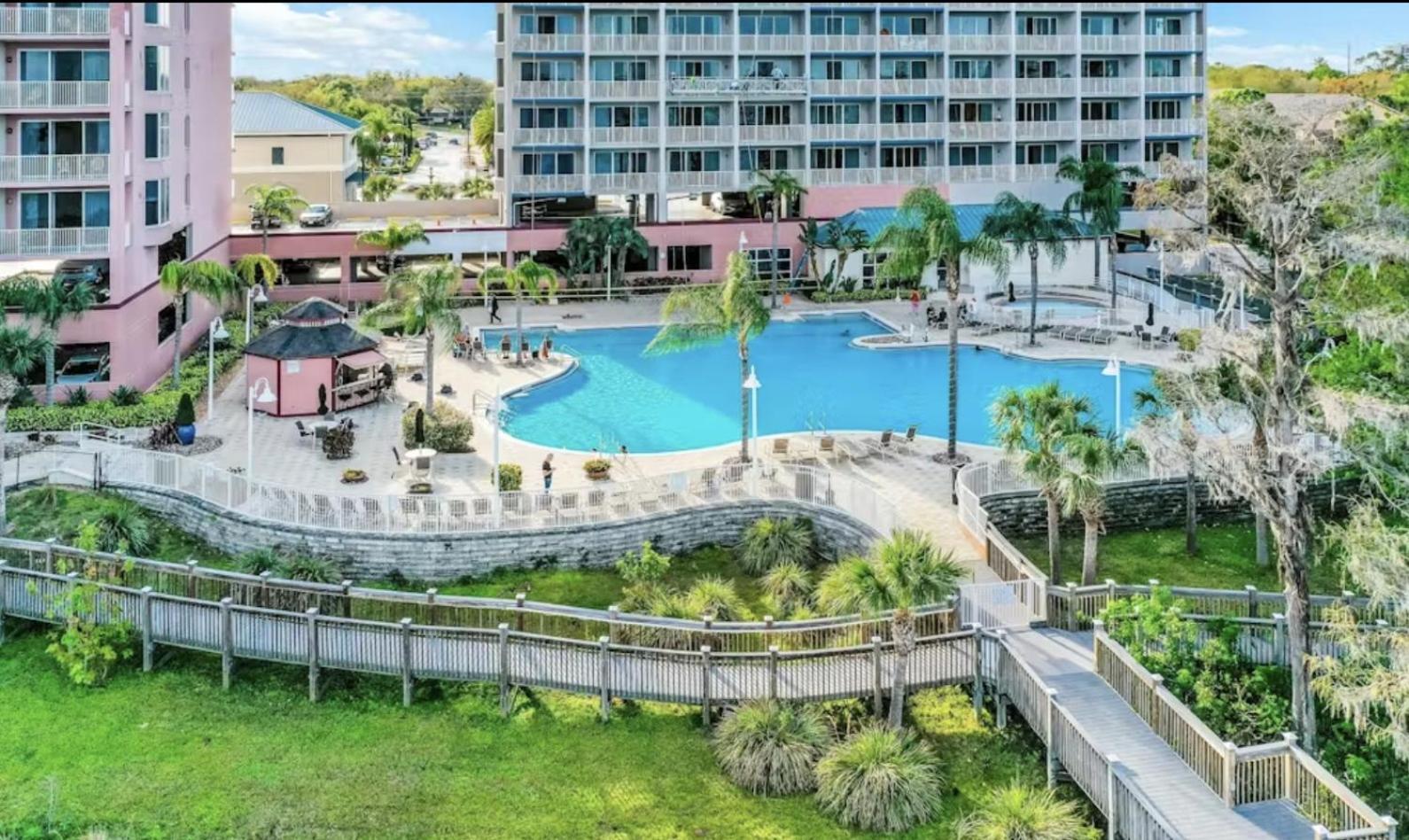 Fourth Level Views At Blue Heron Orlando