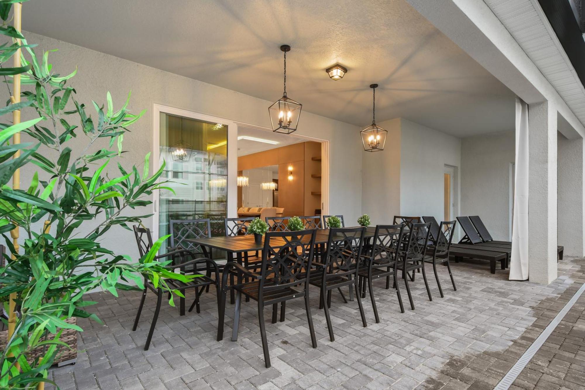 Ultimate Family Fun Retreat 10-bedroom Luxury *