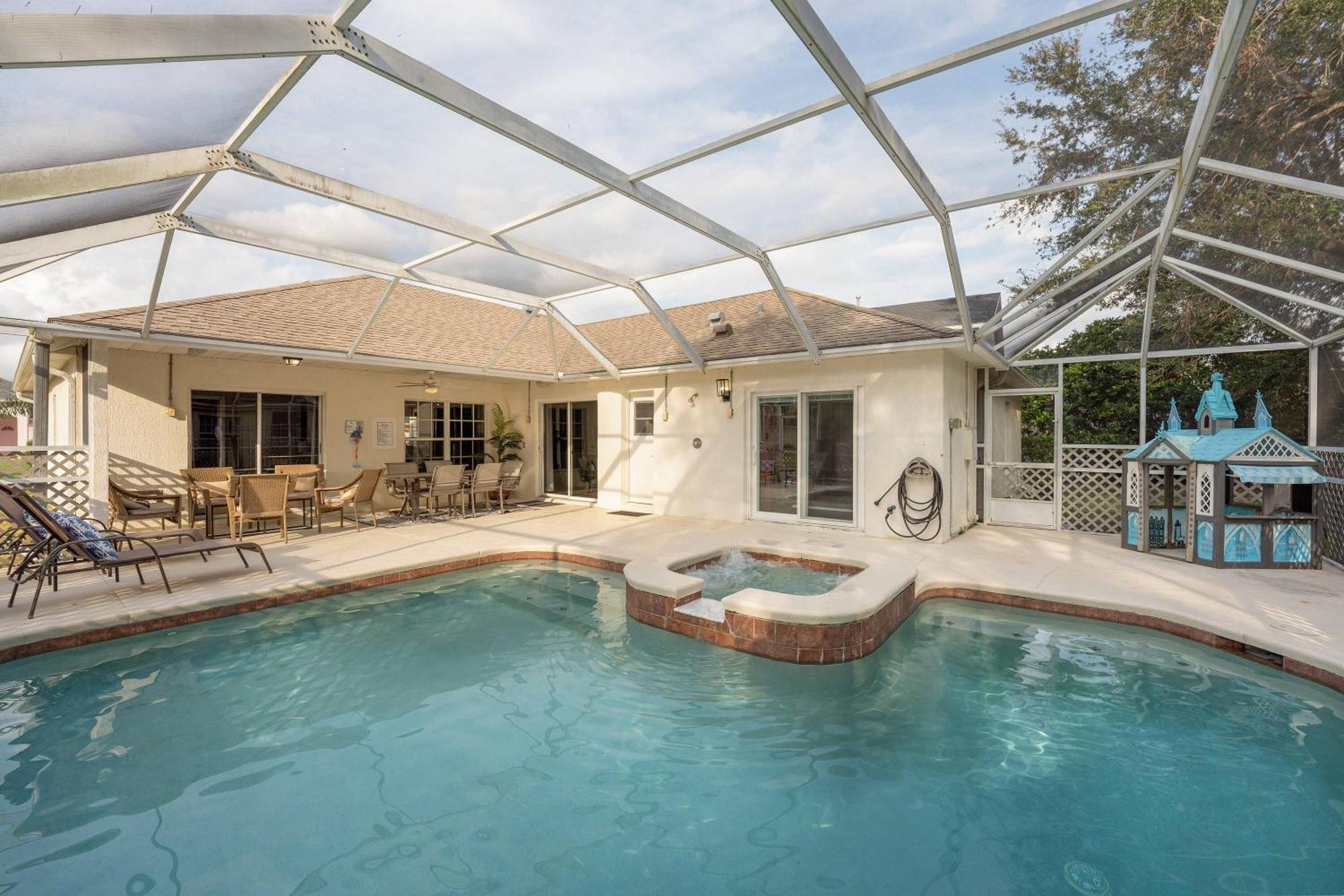 Holiday home New Listing - Be The First Guest 4br Oi2822