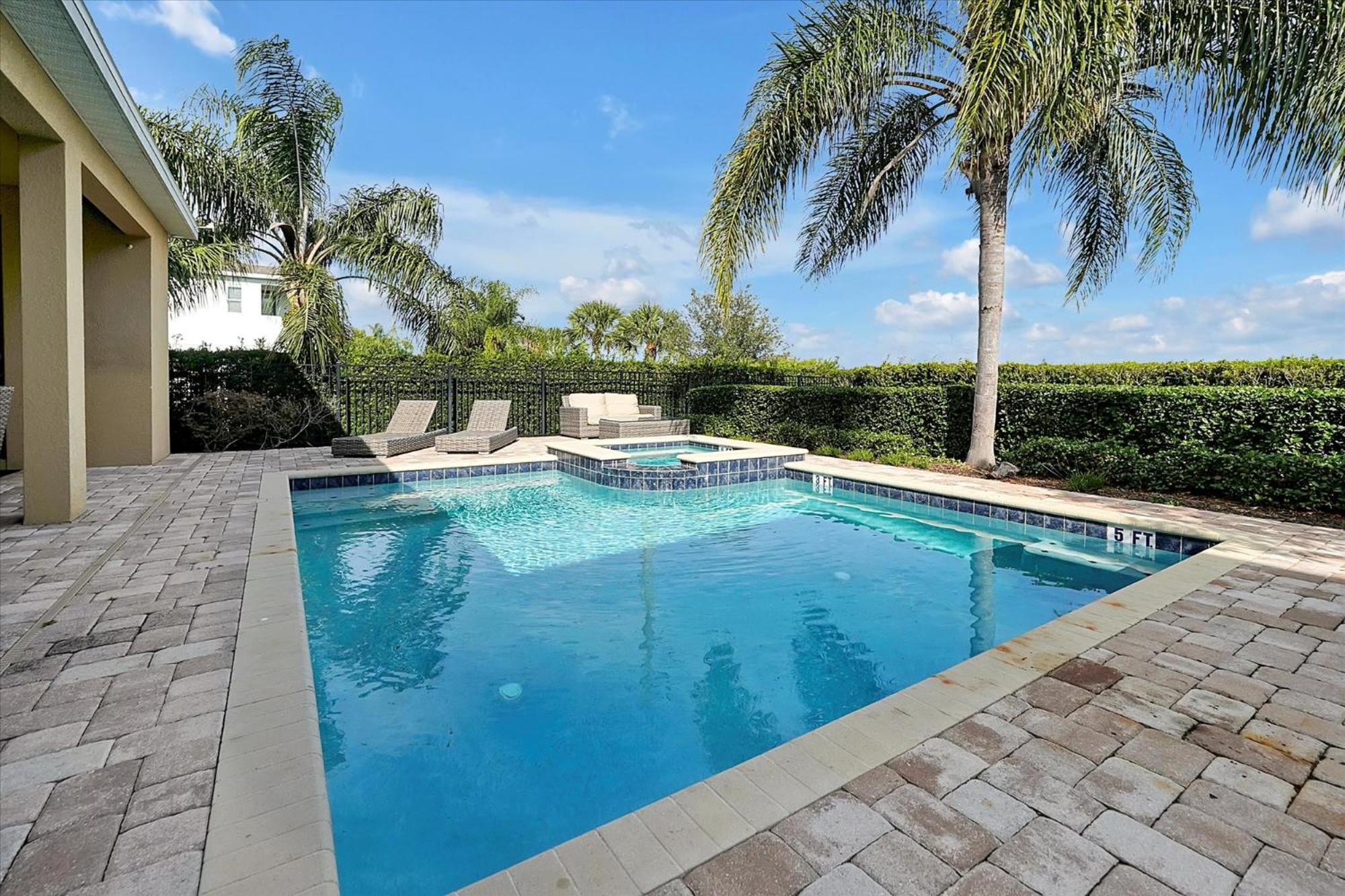 261 Lasso Drive 6bed Holiday home