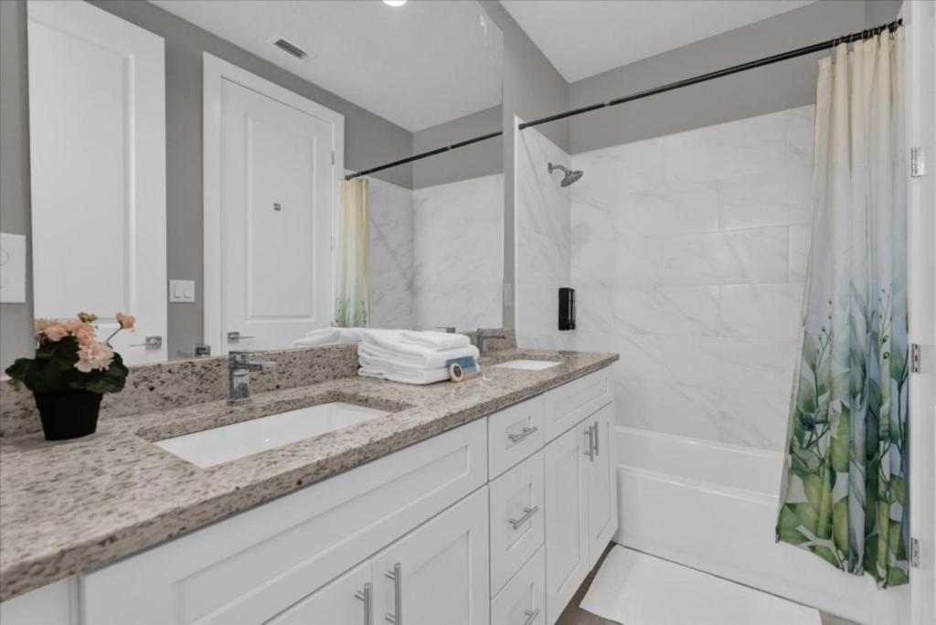 3 Bedrooms- 3 Bathrooms- Summerville 7518 Sc Orlando