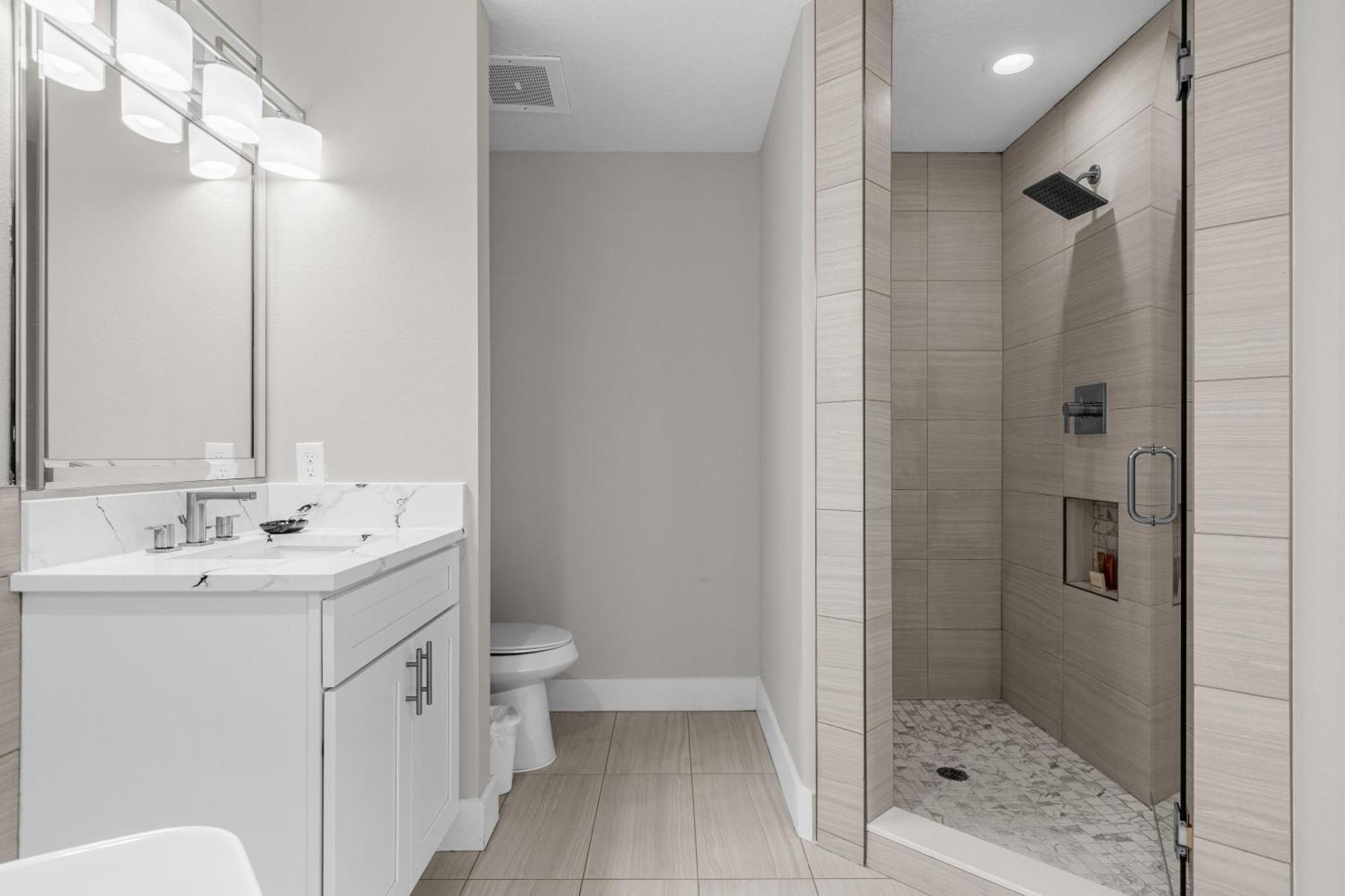3 Bedroom Spacious At Worldquest Near Disney- 22745 Holiday home Orlando