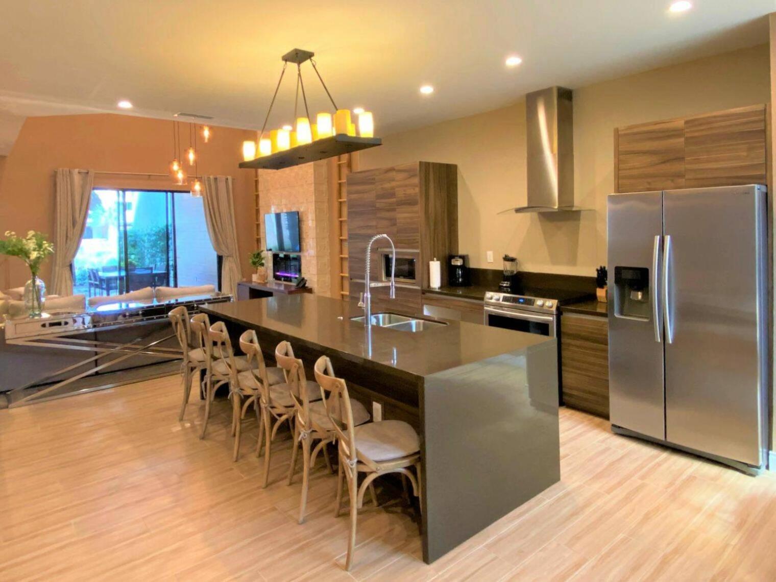 Family W Bbq, 7 Min From Disney, Accessible Holiday home *