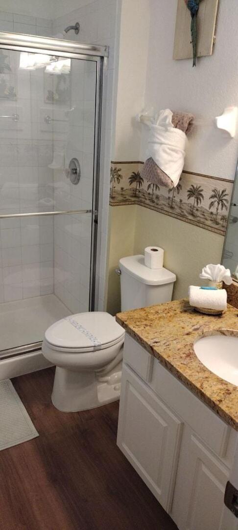 3 Miles To Disney, Water Park, Kids Rooms, Pool Table, Air Hockey, Private Pool And Holiday home *