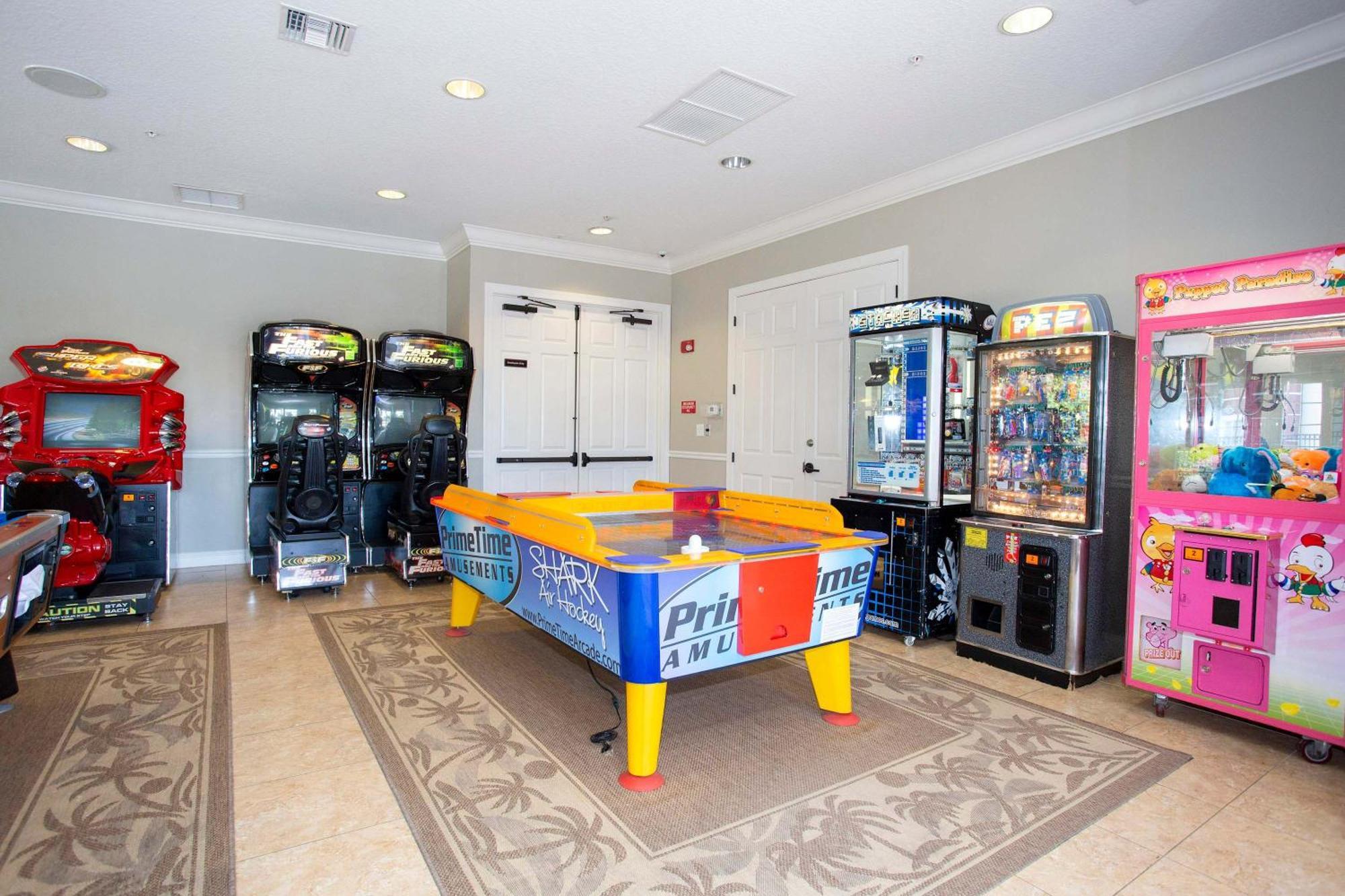 Comfortable 3br Near Convention Center & Epic Park