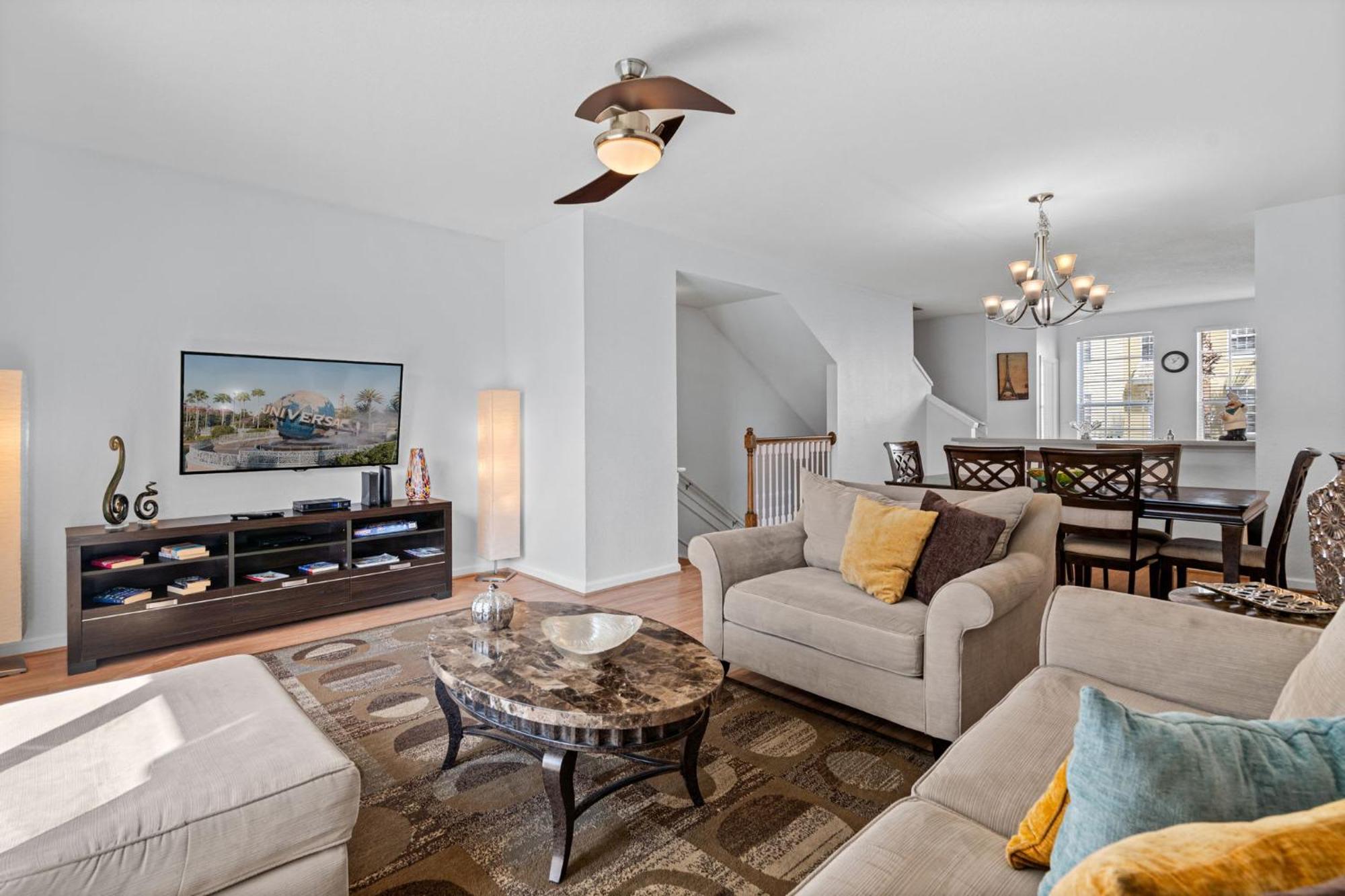 Comfortable 3br Near Convention Center & Epic Park