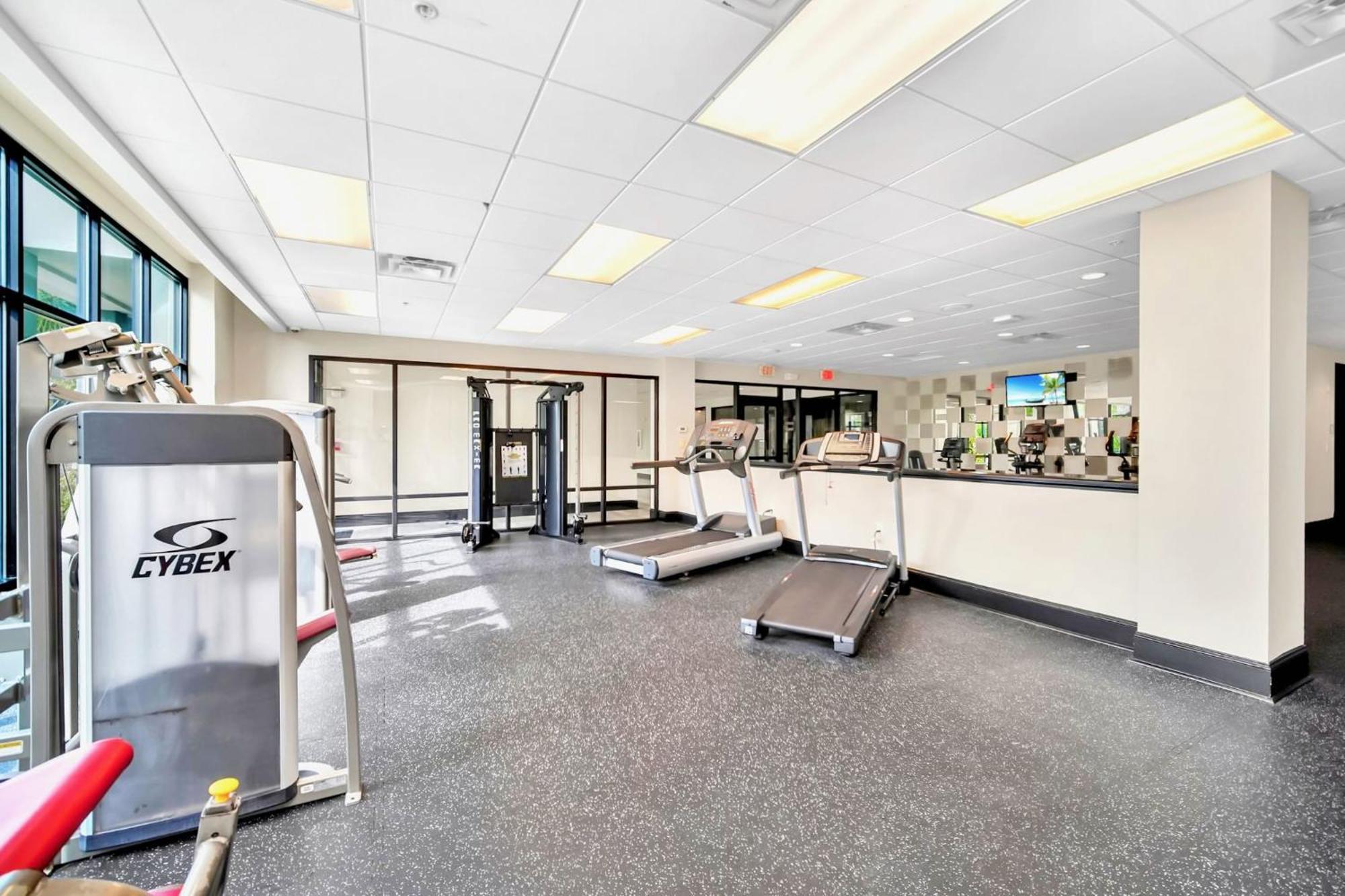 2br With Hot Tub And Pool, Near Disney! Holiday home Orlando