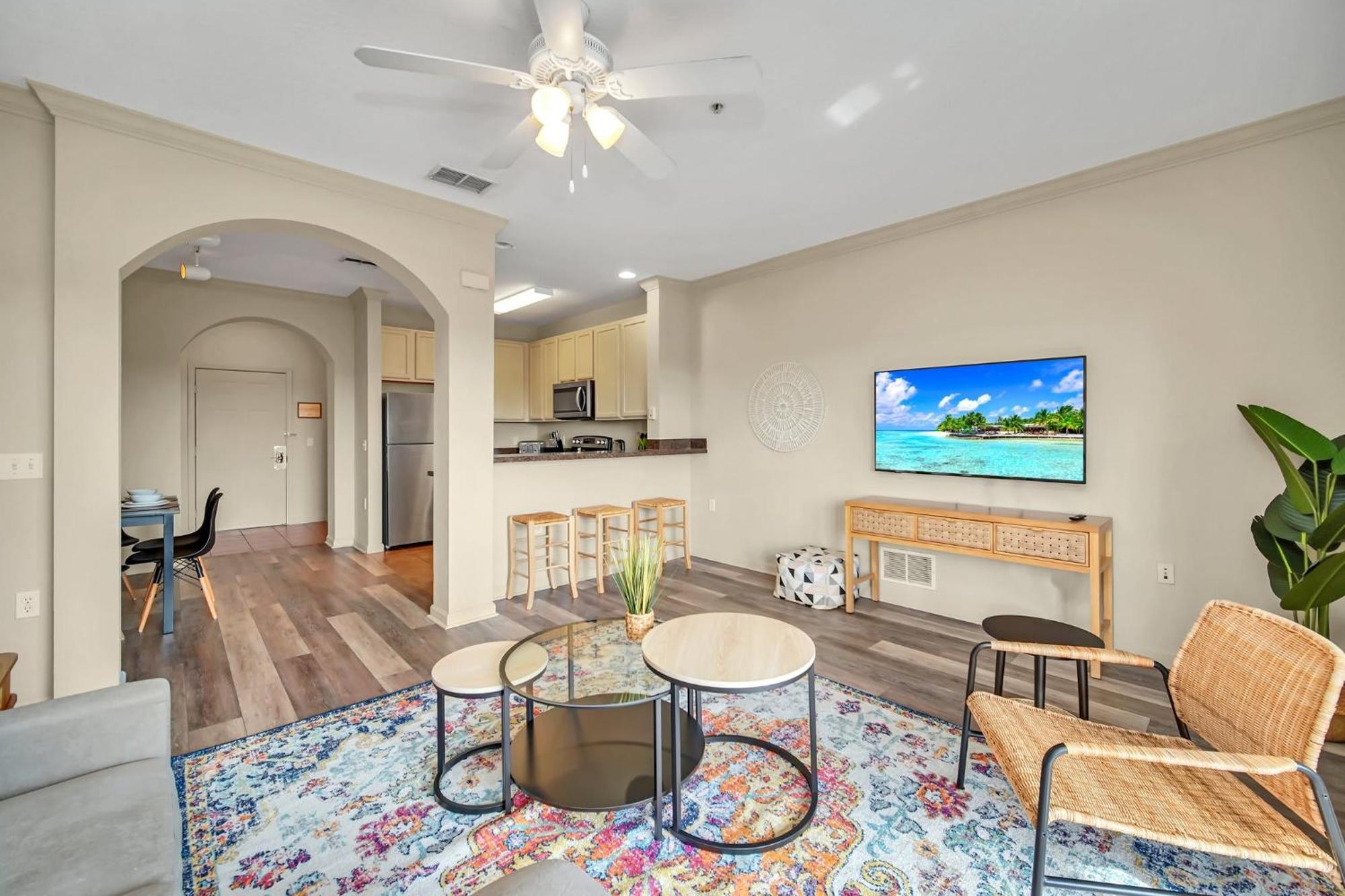 Holiday home 2br With Hot Tub And Pool, Near Disney!