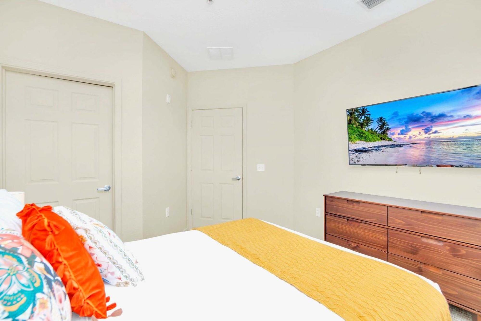 3br - Pool Hot Tub Sauna - Near Holiday home