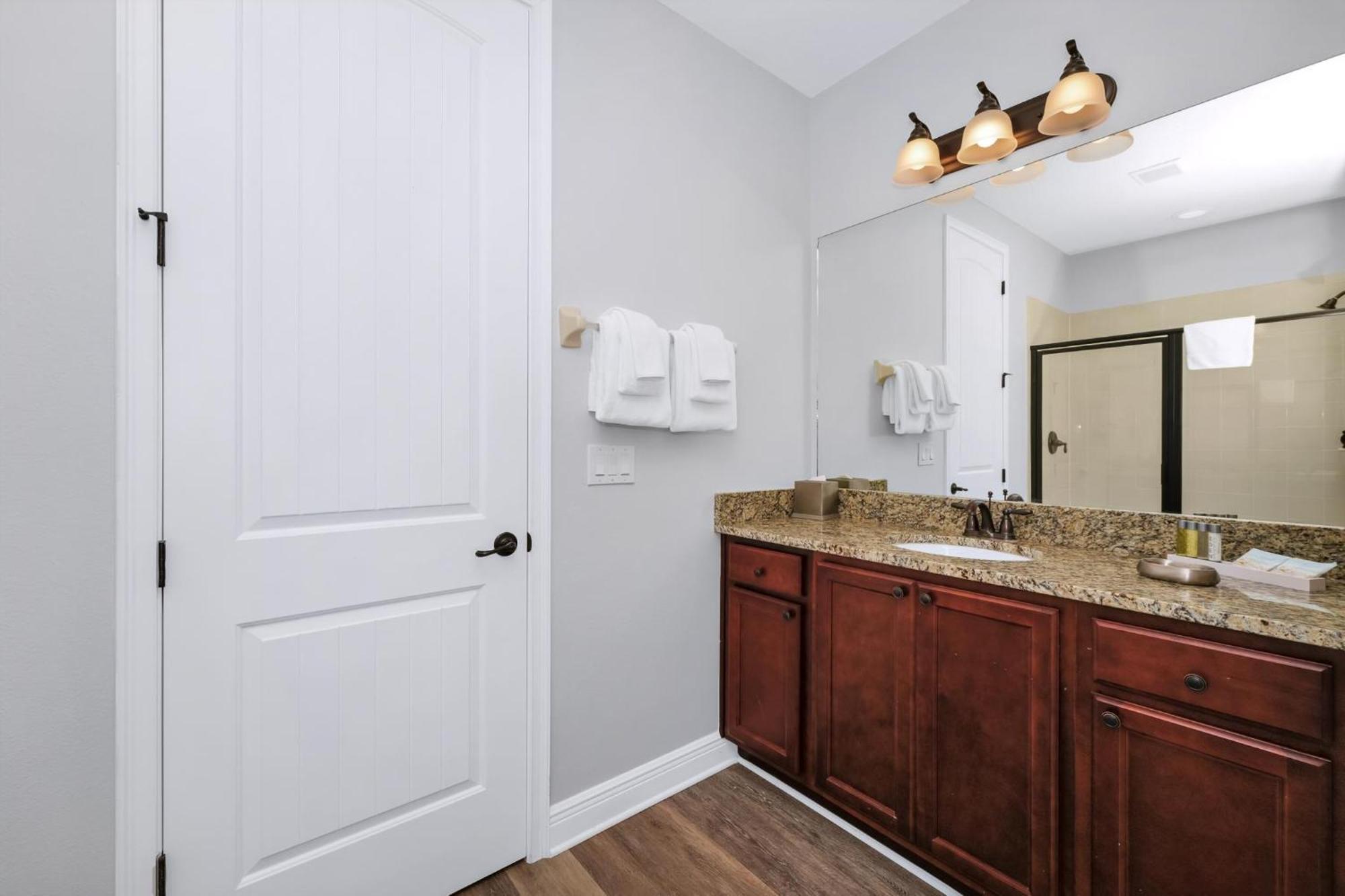 Grand Near With Private Pool And Water Park Access At Encore Reunion - 7519mr Holiday home *