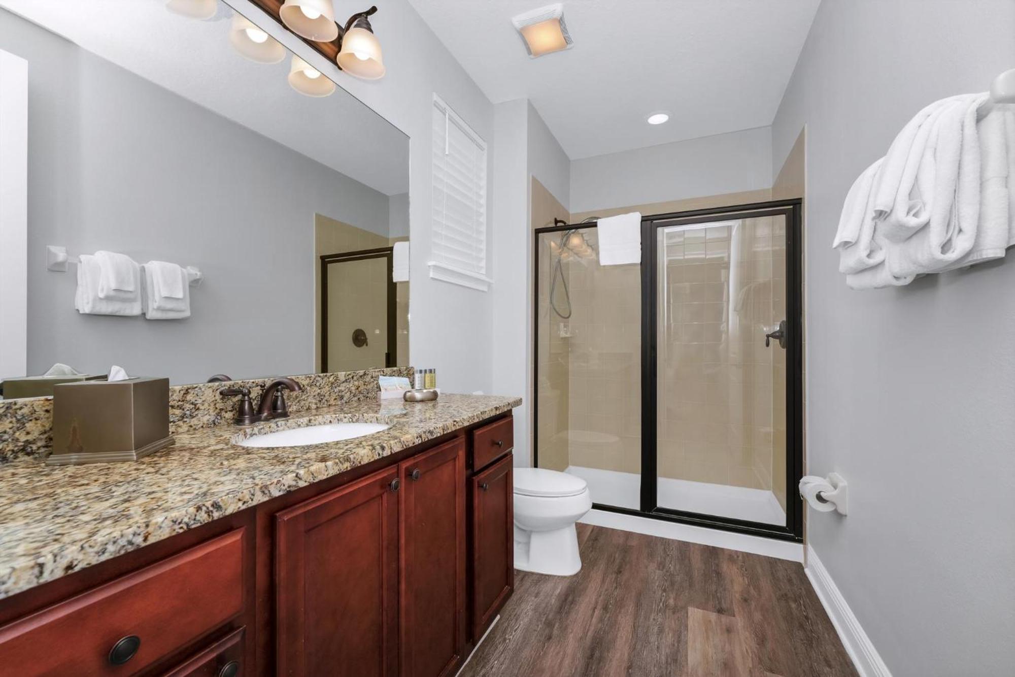 Grand Near With Private Pool And Water Park Access At Encore Reunion - 7519mr *
