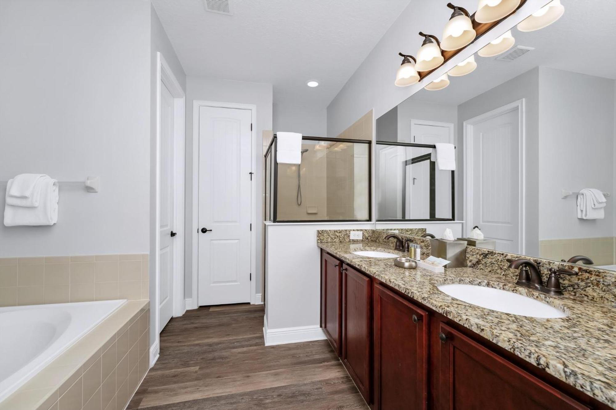 Holiday home Grand Near With Private Pool And Water Park Access At Encore Reunion - 7519mr *