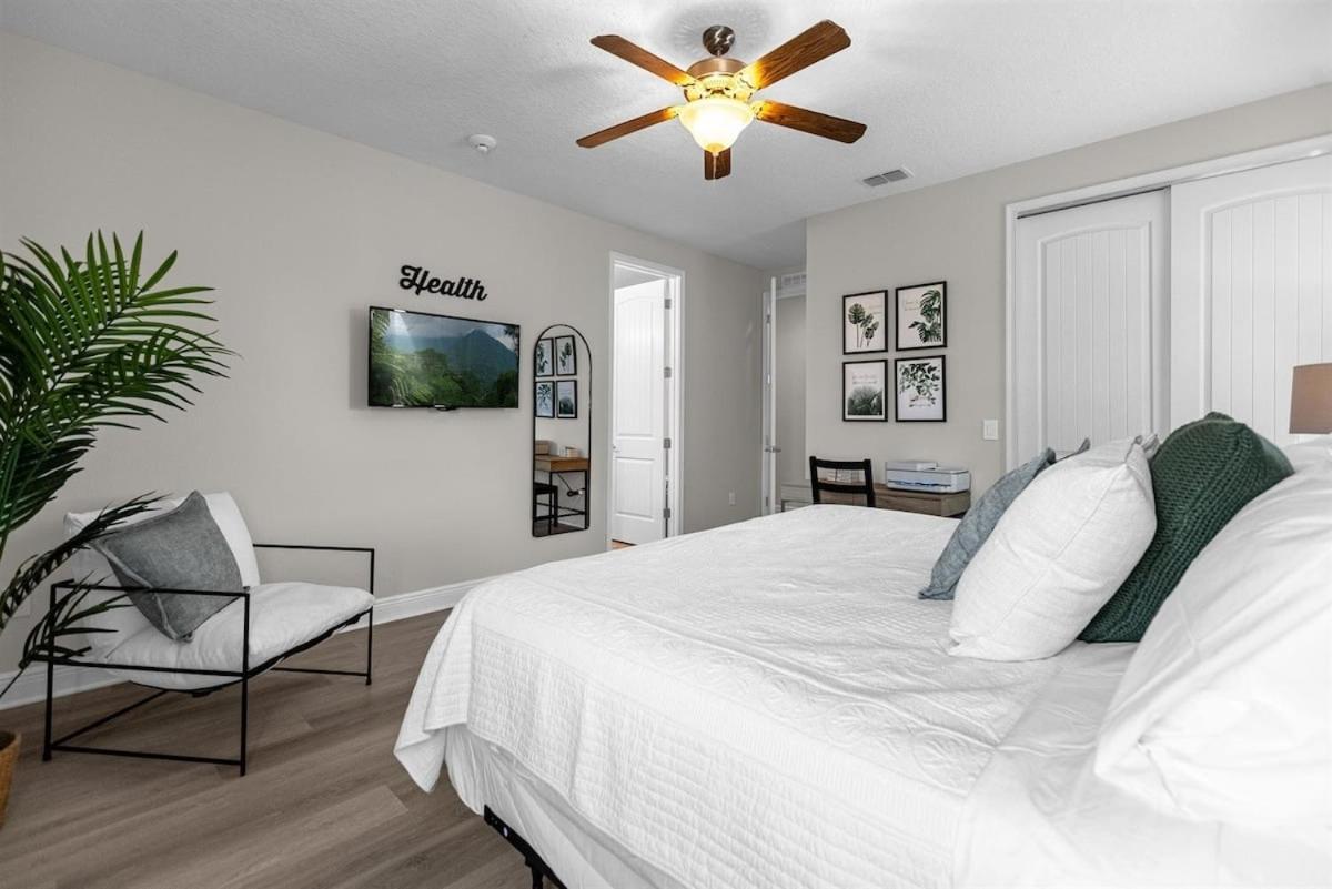 7739-9-gs-bedroom Theming And Modern Luxury