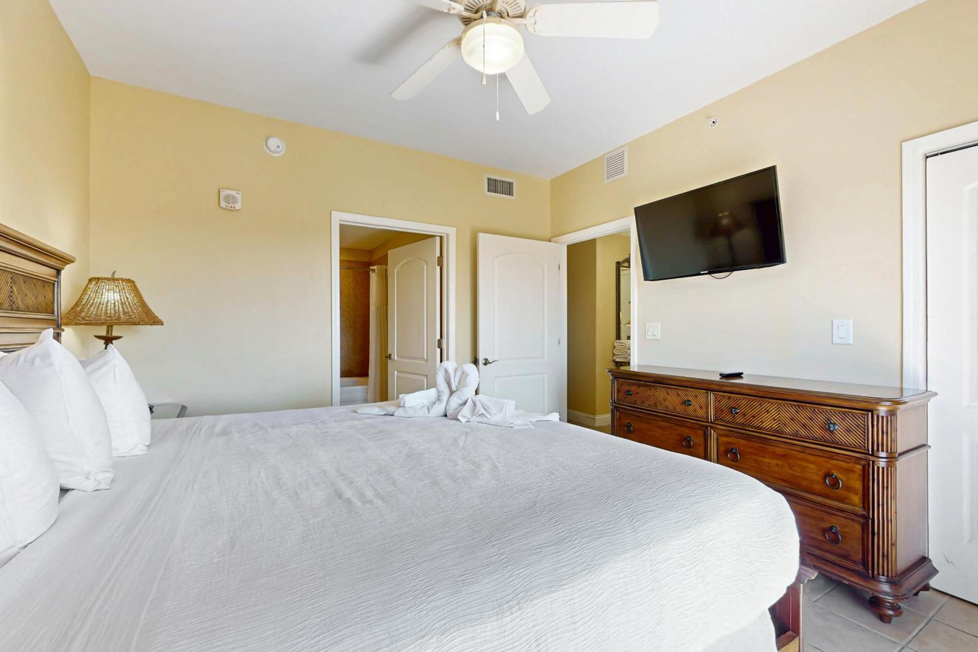 Fourth Level Views At Blue Heron Apartment *