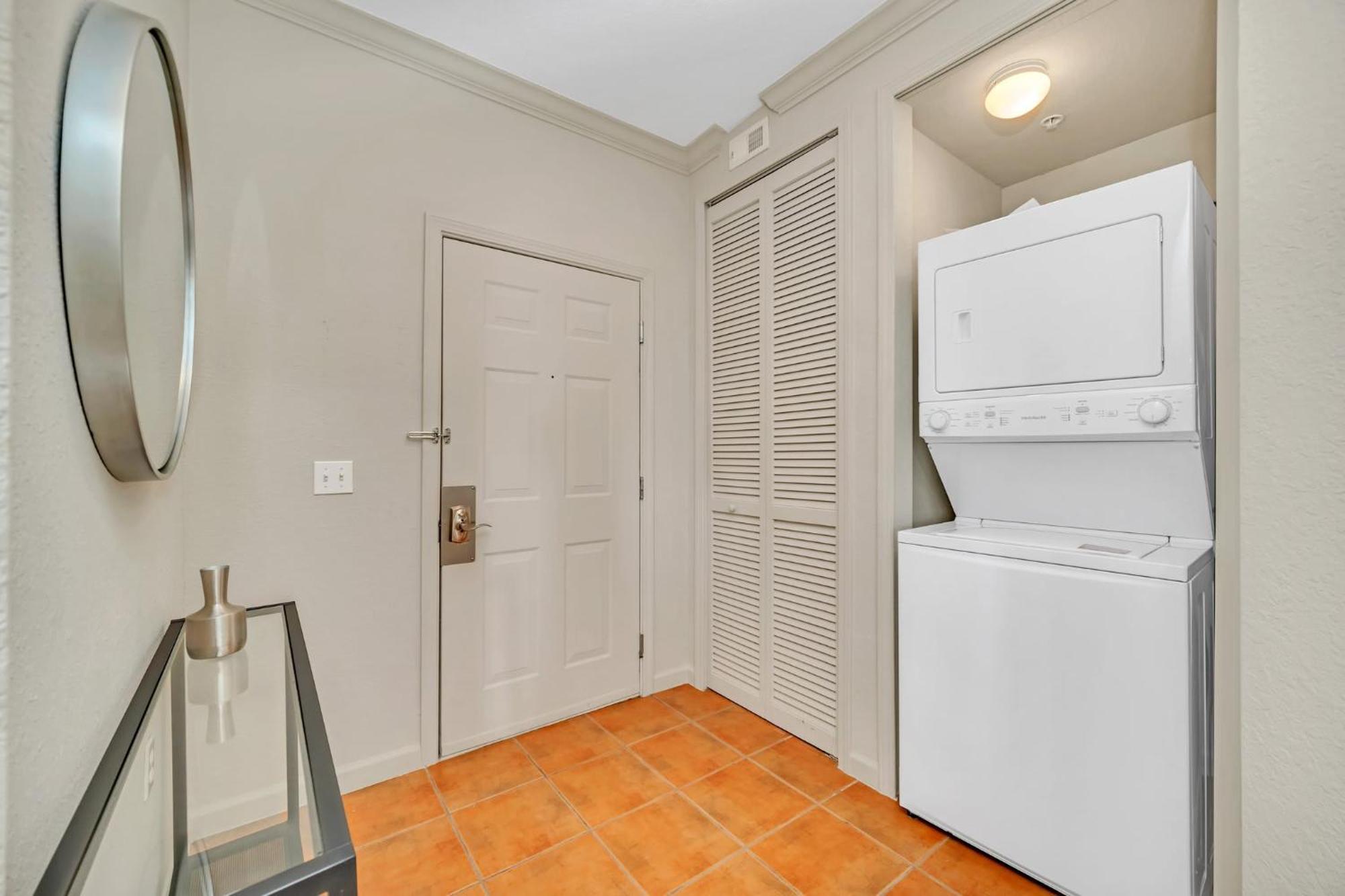 Spacious 2br W Pool & Hot Tub Near * Orlando