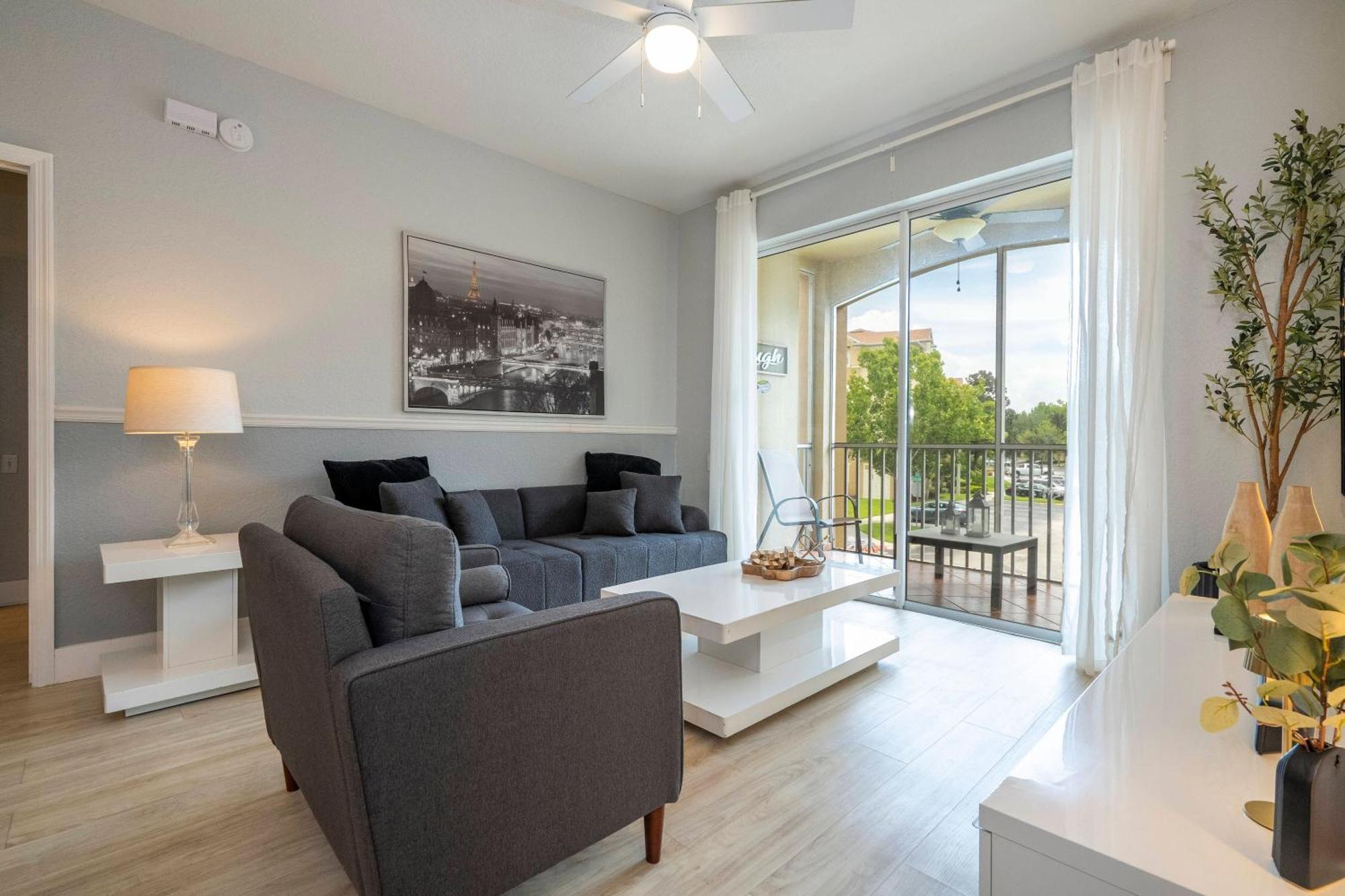 Apartment Incredible - 2 Miles From Portal 201