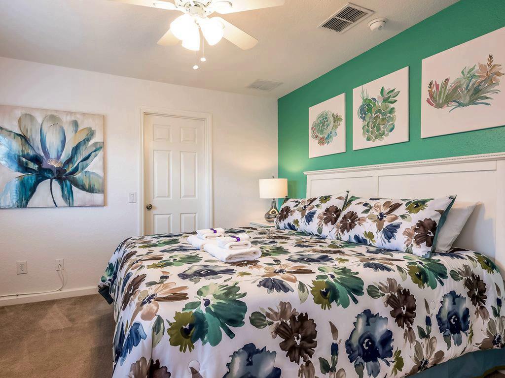 Loyalty Vacation Homes - Kissimmee * Orlando